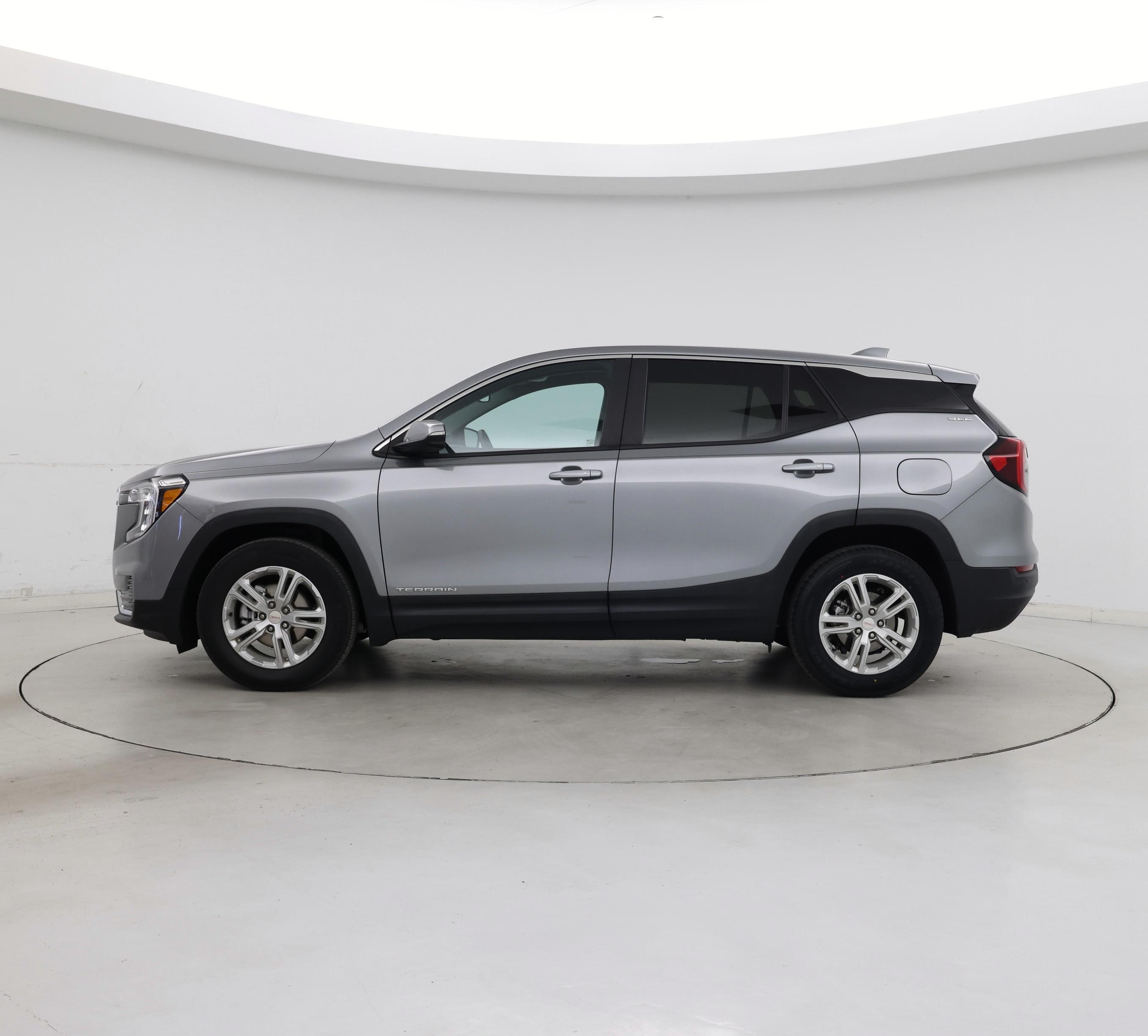 Thumbnail: 2023 GMC Terrain - 3