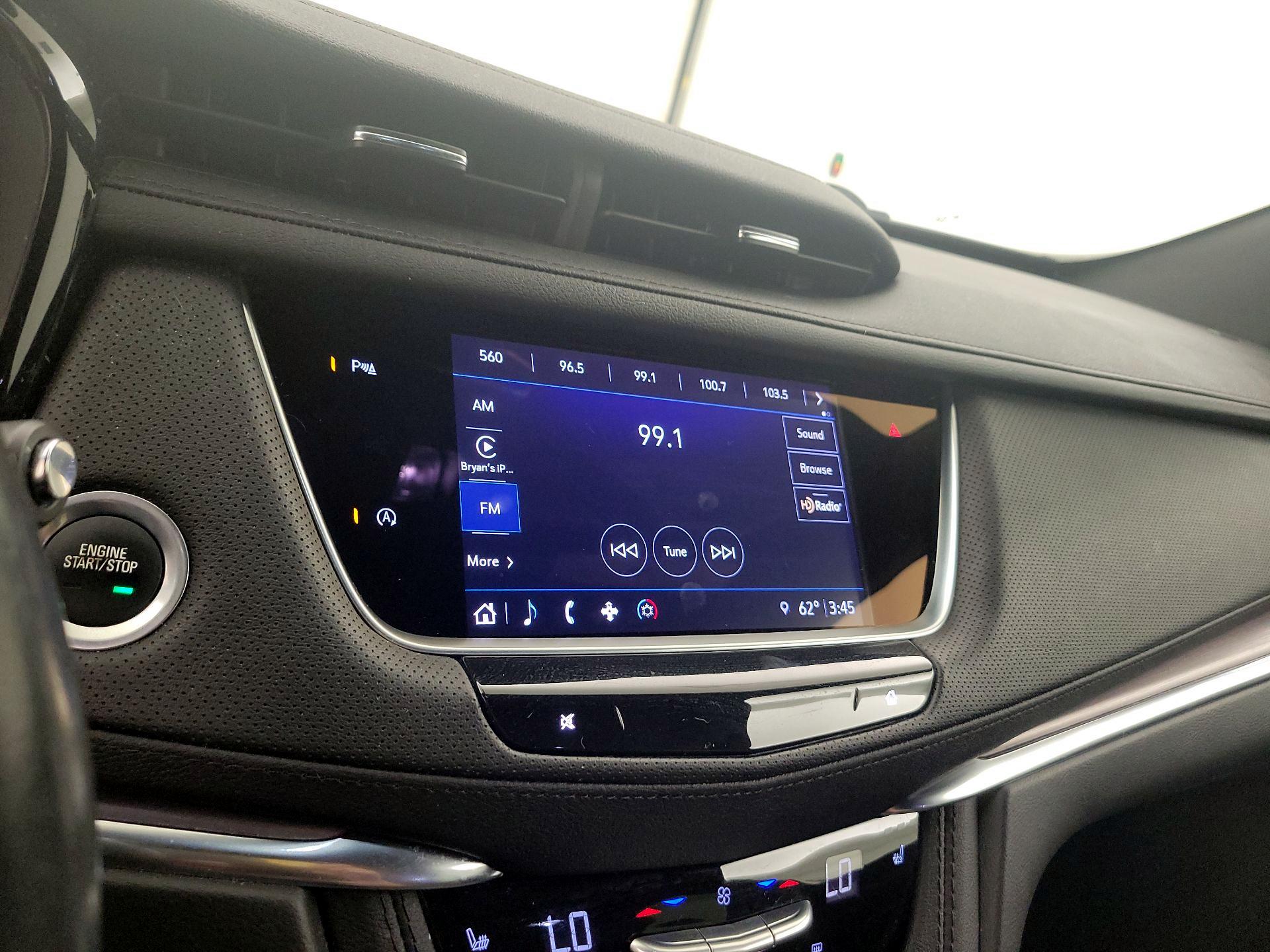 Thumbnail: 2023 Cadillac XT5 - 15