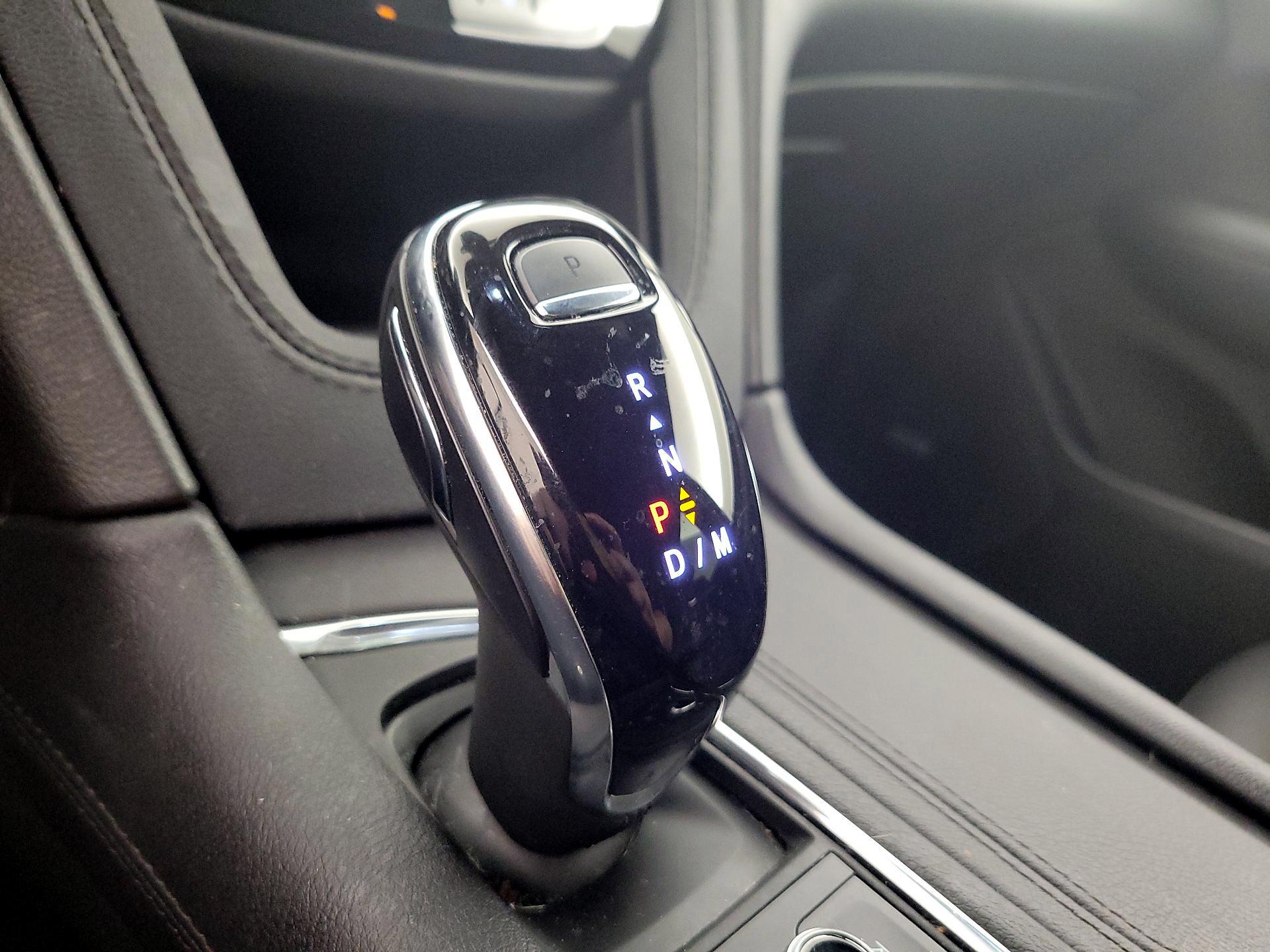 Thumbnail: 2023 Cadillac XT5 - 17