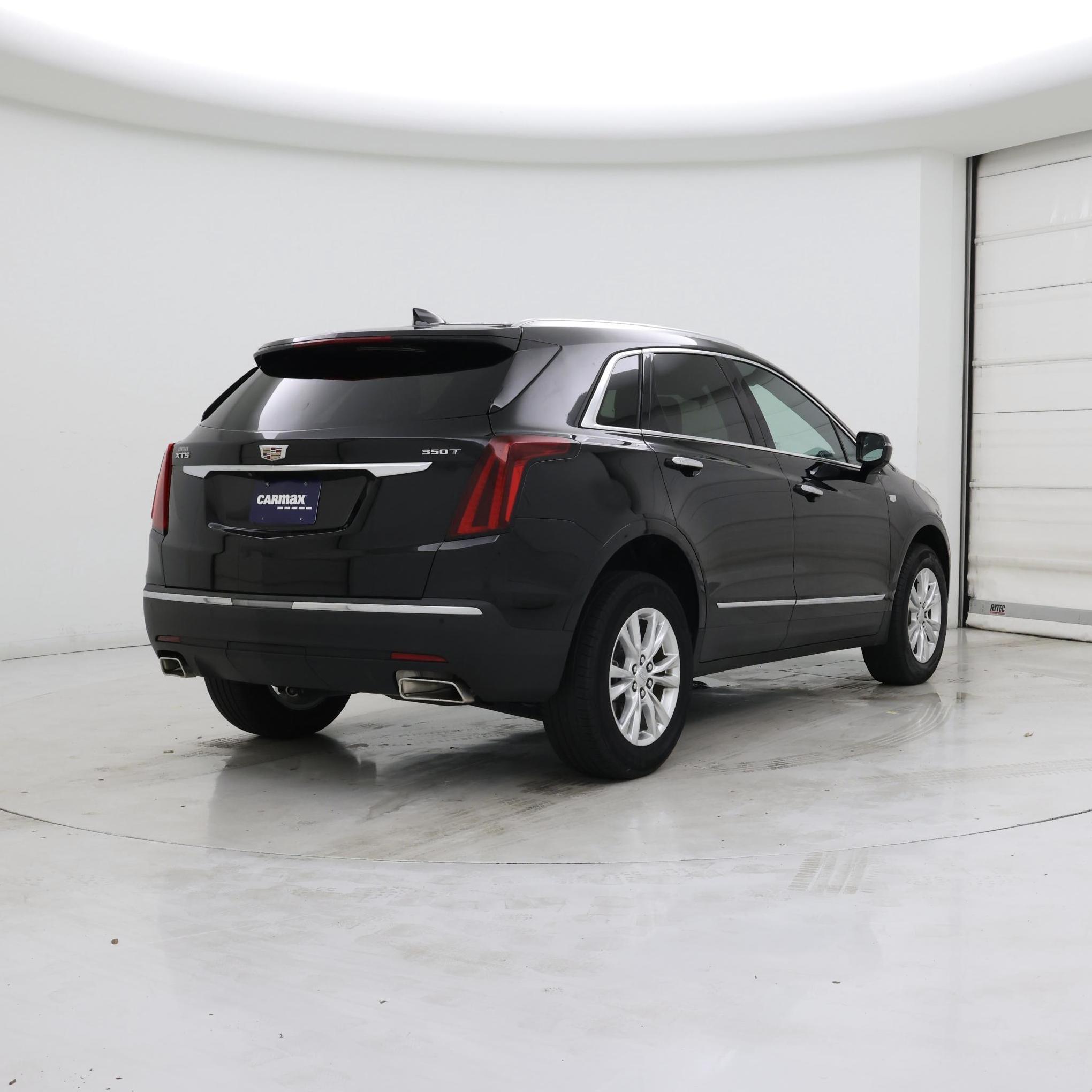 Thumbnail: 2023 Cadillac XT5 - 8