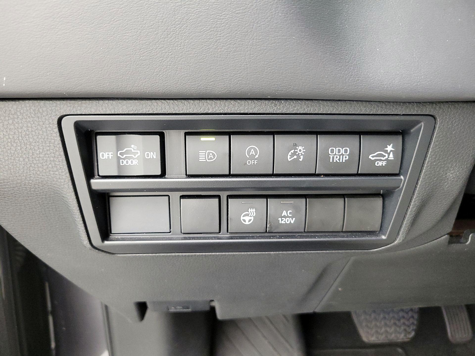 Thumbnail: 2023 Toyota Tundra - 13