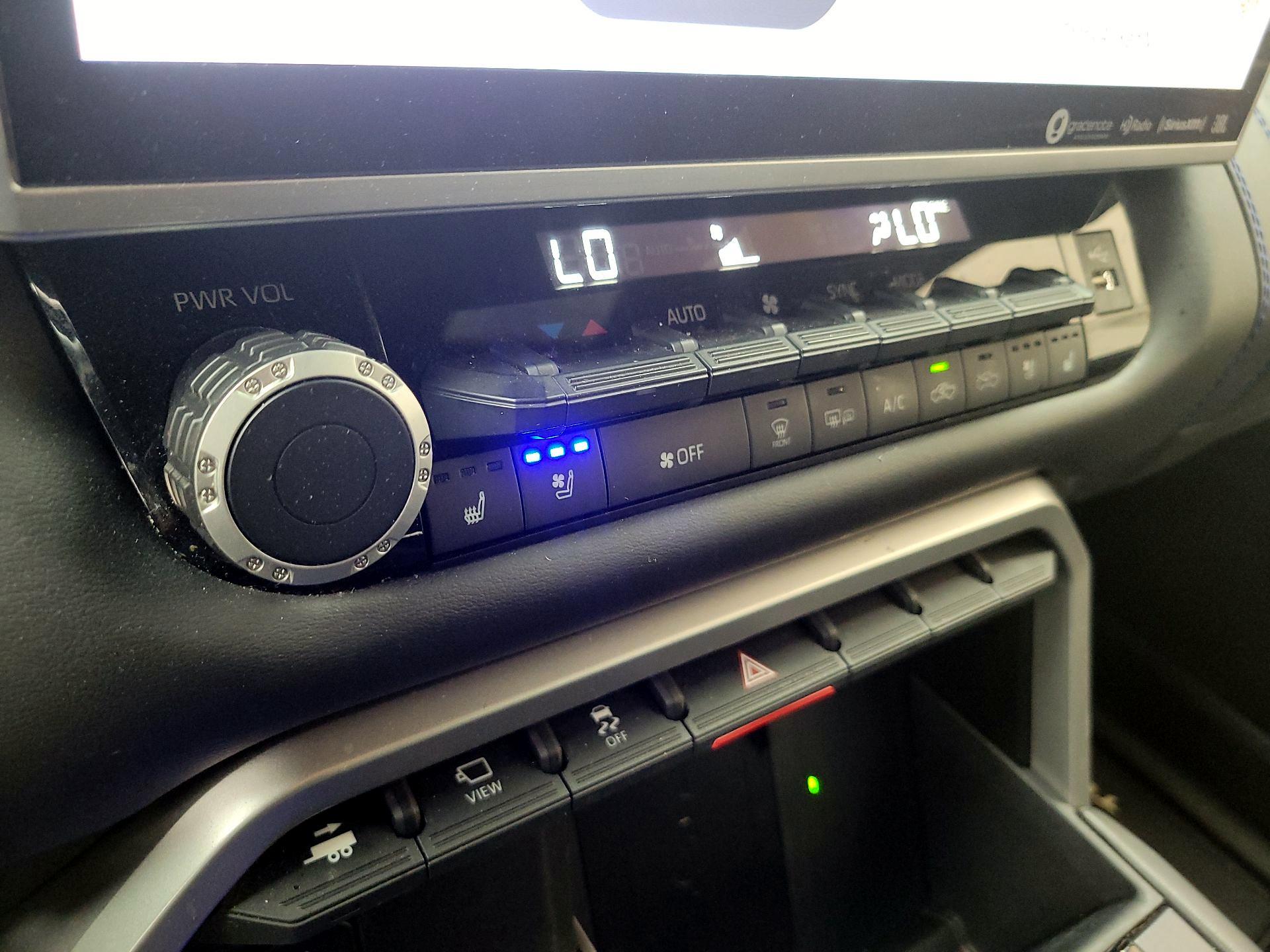 Thumbnail: 2023 Toyota Tundra - 16