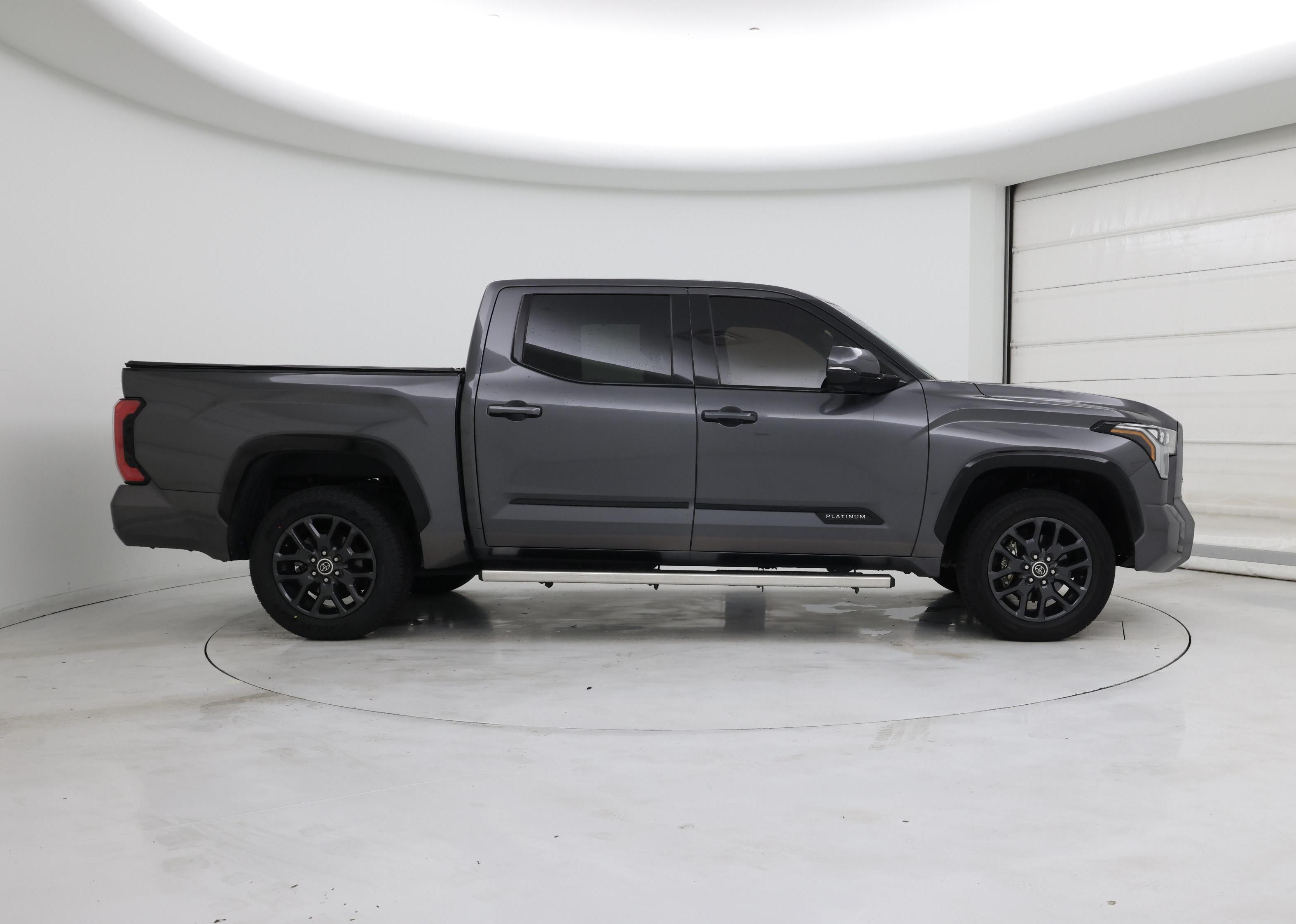 Thumbnail: 2023 Toyota Tundra - 7