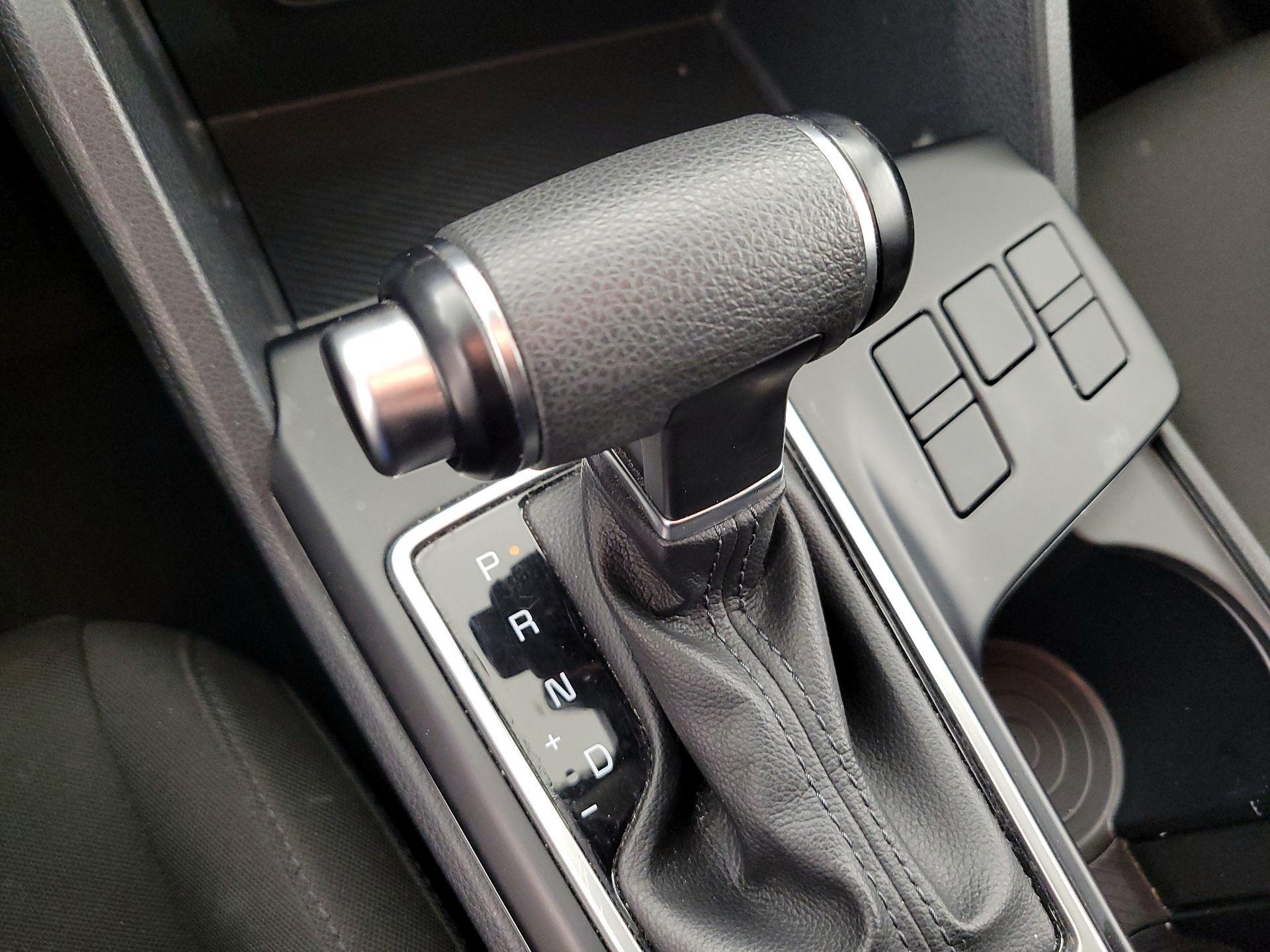 Thumbnail: 2024 Kia Sportage - 17