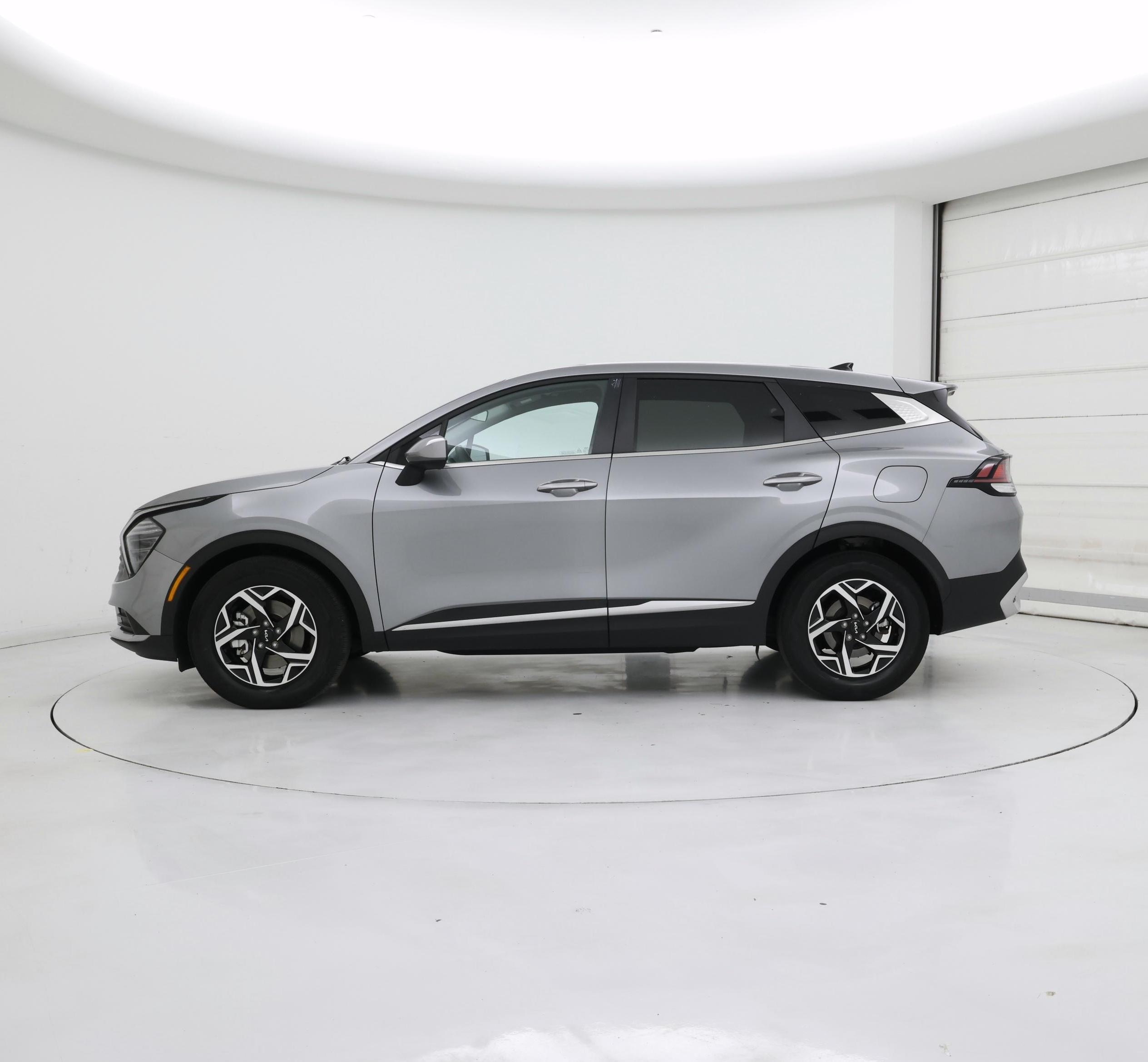 Thumbnail: 2024 Kia Sportage - 3