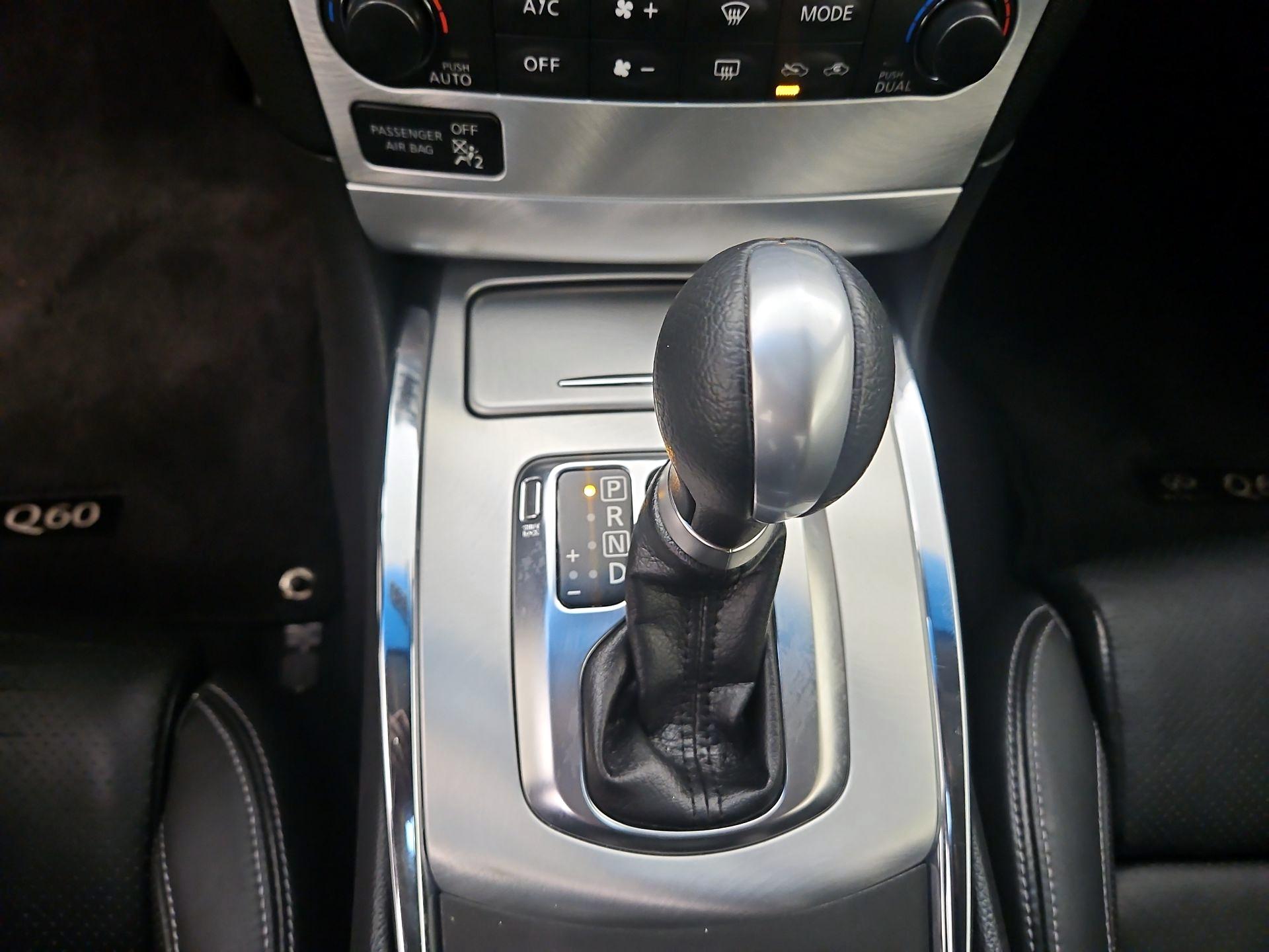 Thumbnail: 2014 INFINITI Q60 - 18