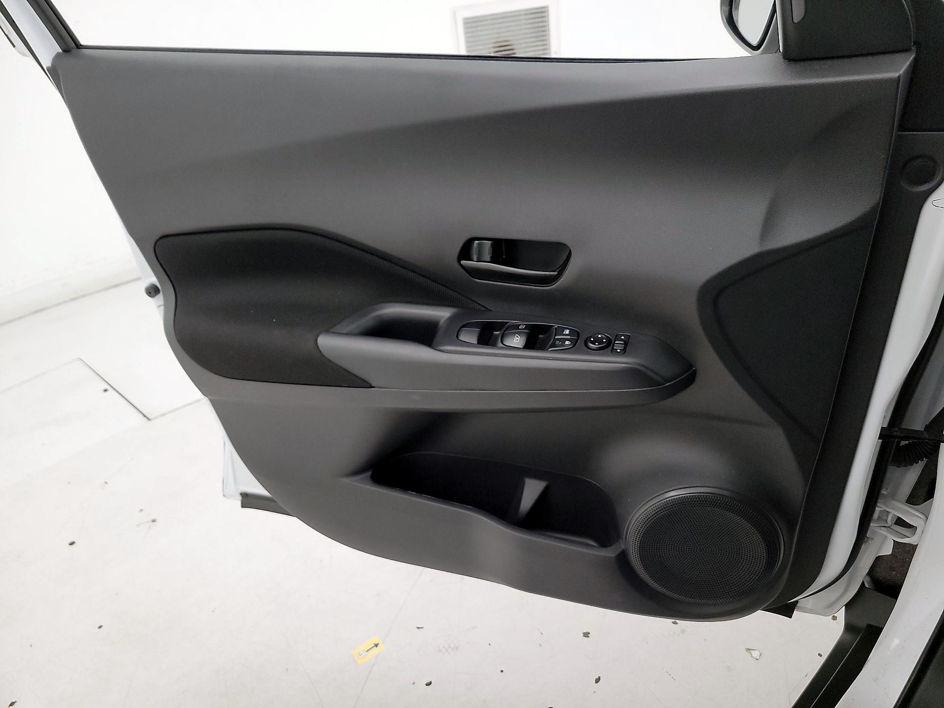 Thumbnail: 2024 Nissan Kicks - 12