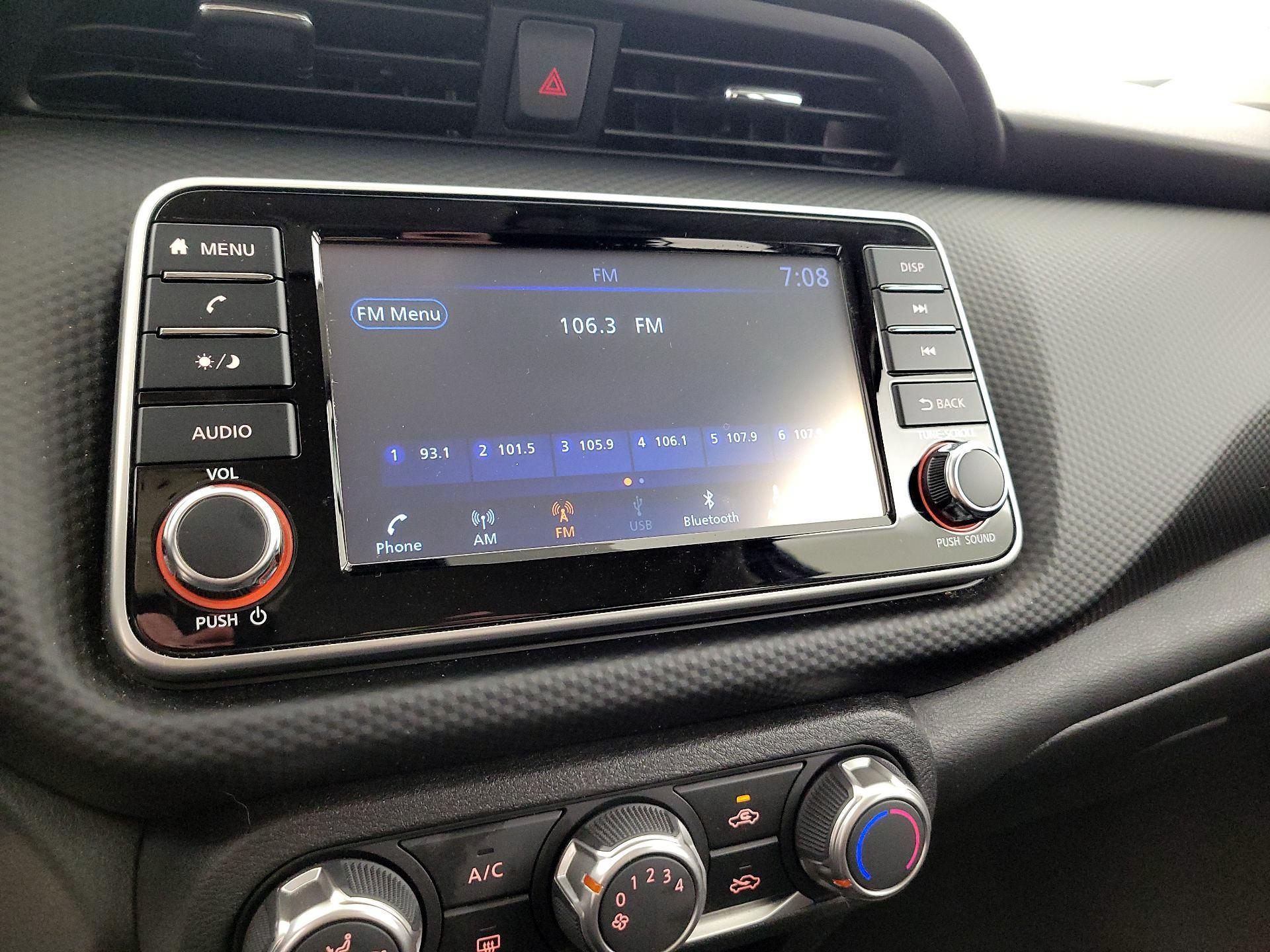 Thumbnail: 2024 Nissan Kicks - 15