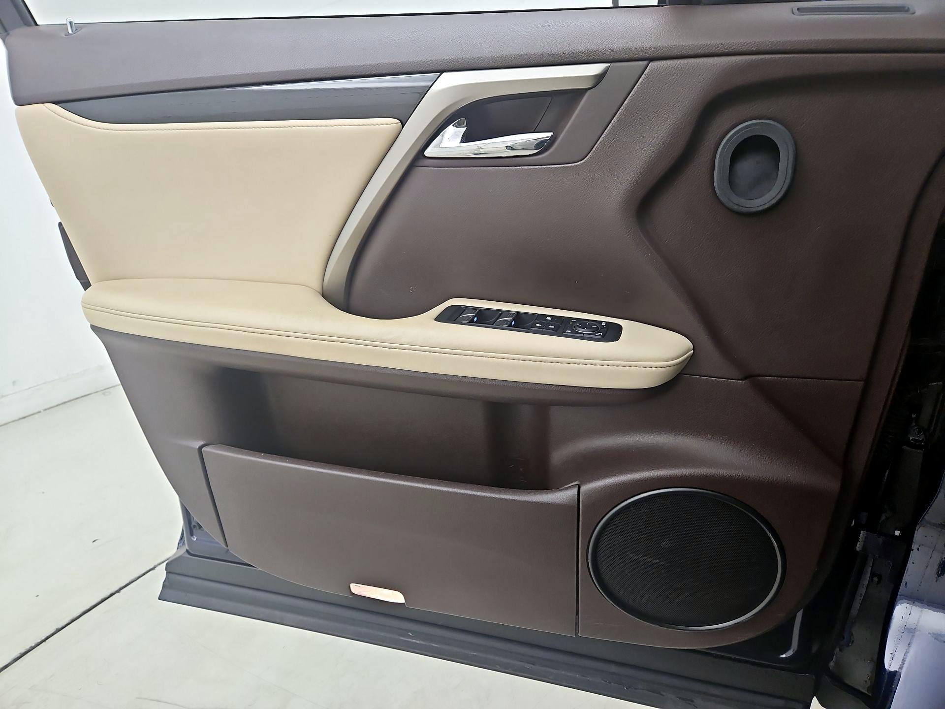 Thumbnail: 2020 Lexus RX - 12