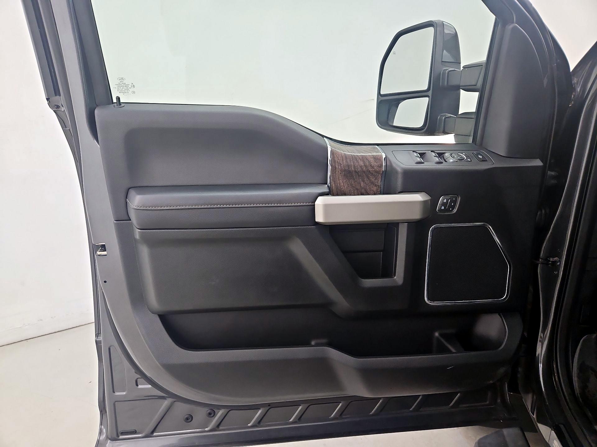 Thumbnail: 2019 Ford F-250 - 12