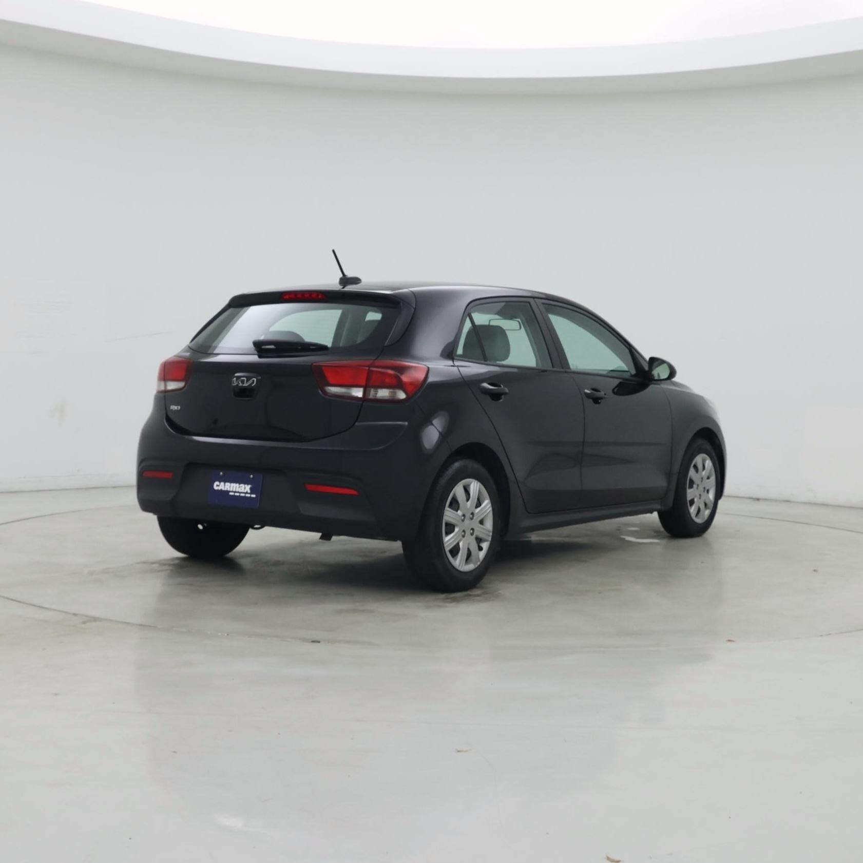 Thumbnail: 2022 Kia Rio5 - 8