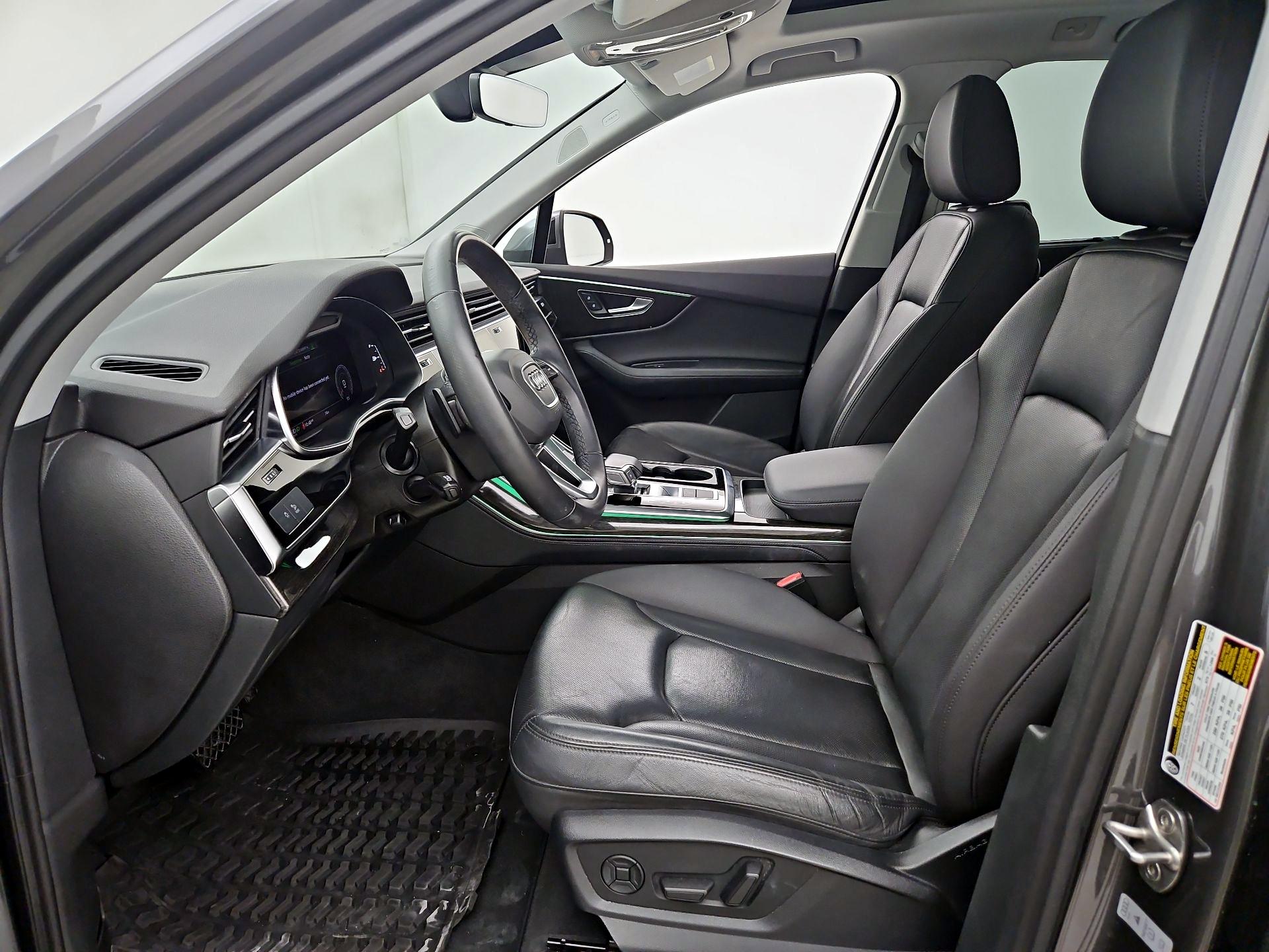 Thumbnail: 2022 Audi Q7 - 11