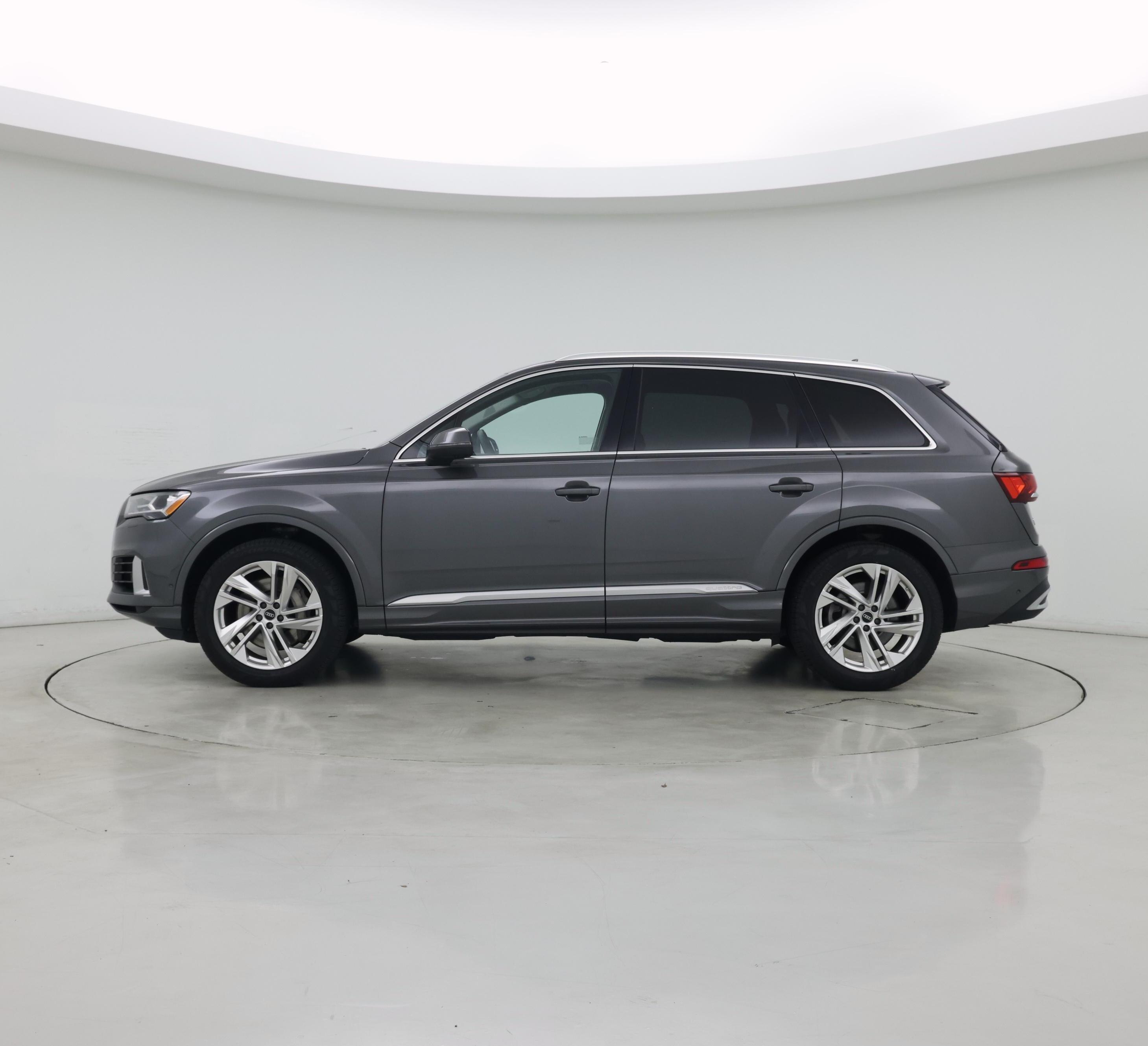 Thumbnail: 2022 Audi Q7 - 3