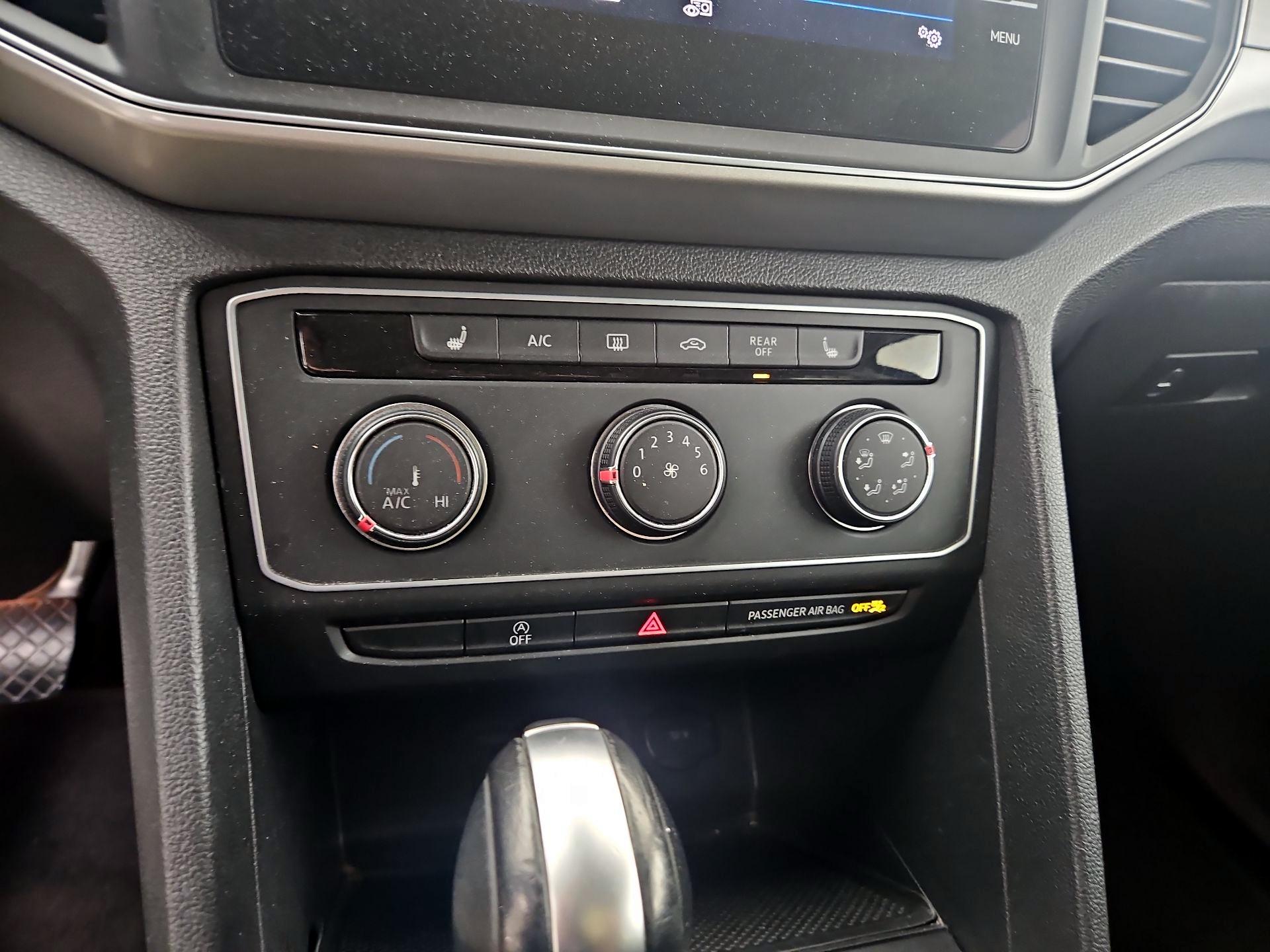 Thumbnail: 2018 Volkswagen Atlas - 16