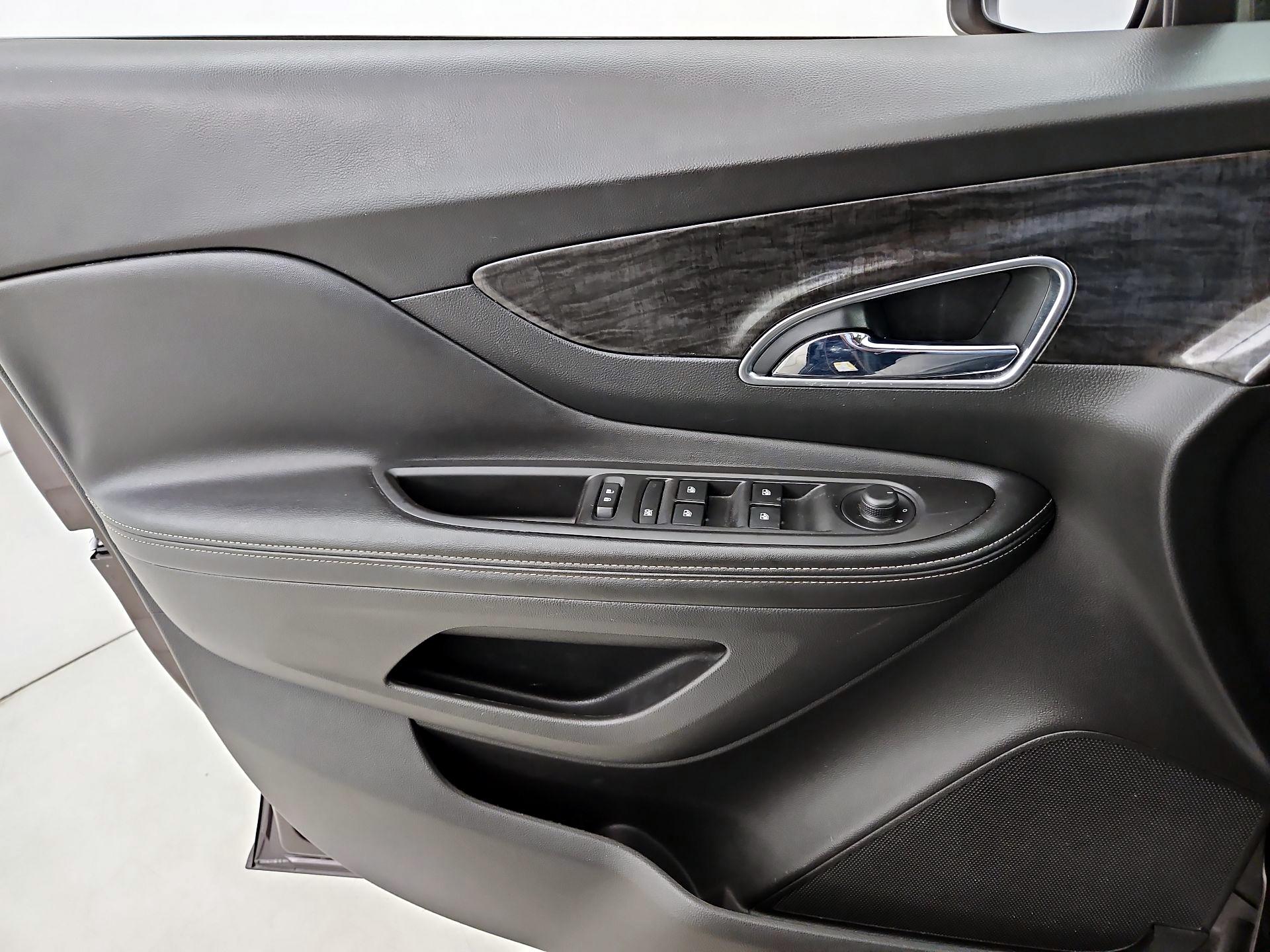 Thumbnail: 2016 Buick Encore - 12