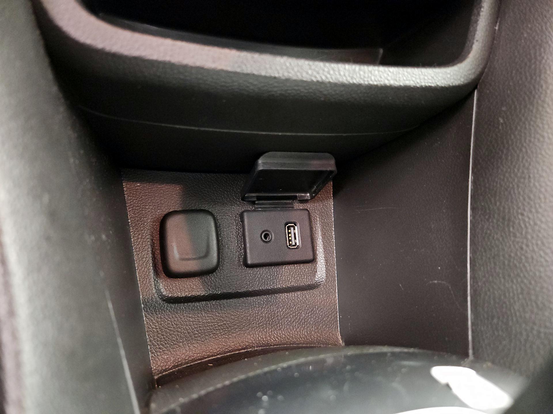 Thumbnail: 2016 Buick Encore - 18