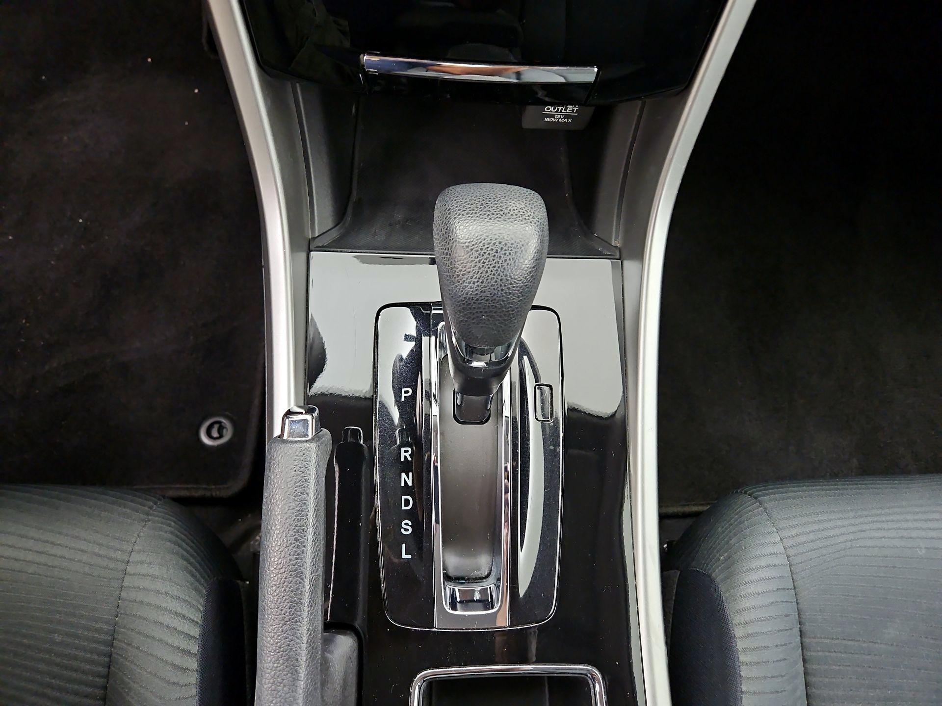 Thumbnail: 2016 Honda Accord - 17