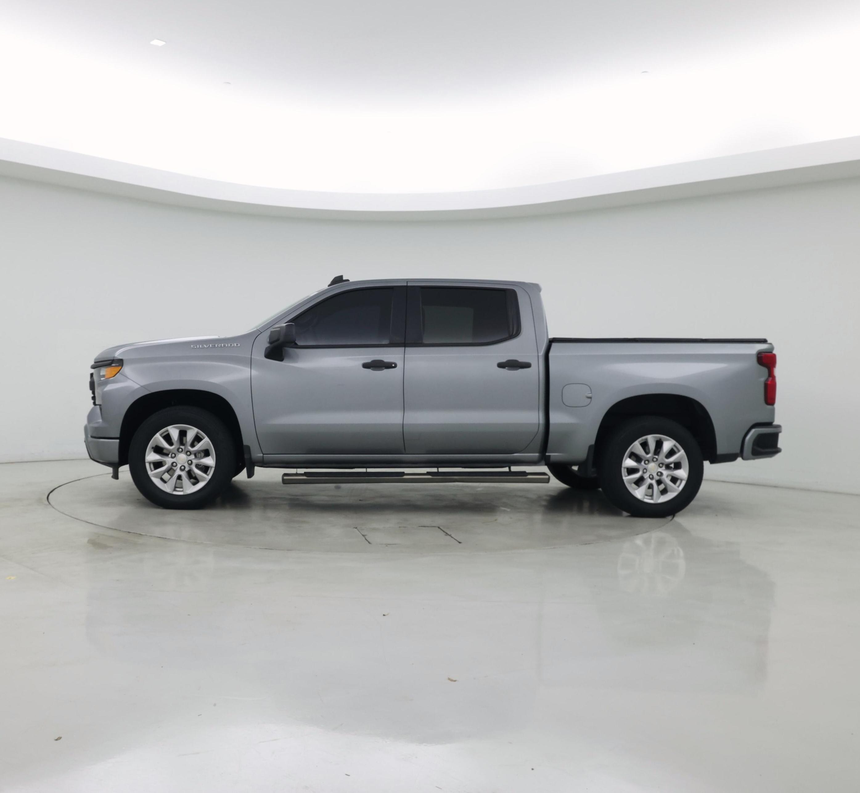 Thumbnail: 2023 Chevrolet Silverado 1500 - 3