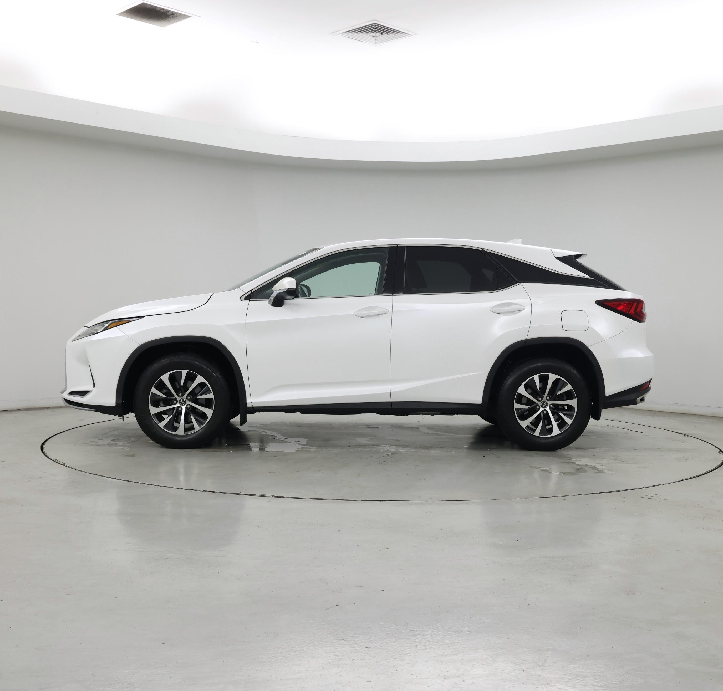 Thumbnail: 2022 Lexus RX - 3