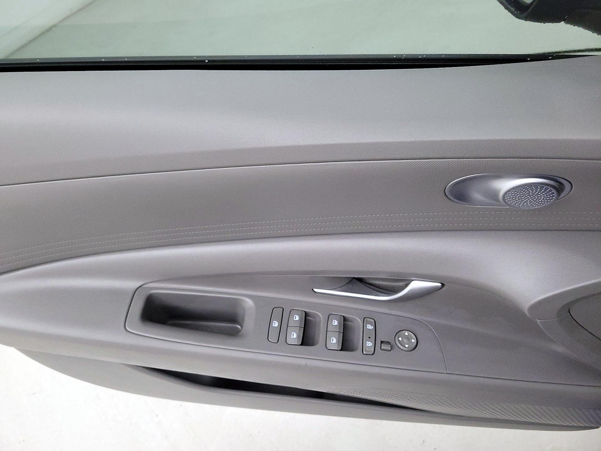 Thumbnail: 2023 Hyundai Elantra - 12