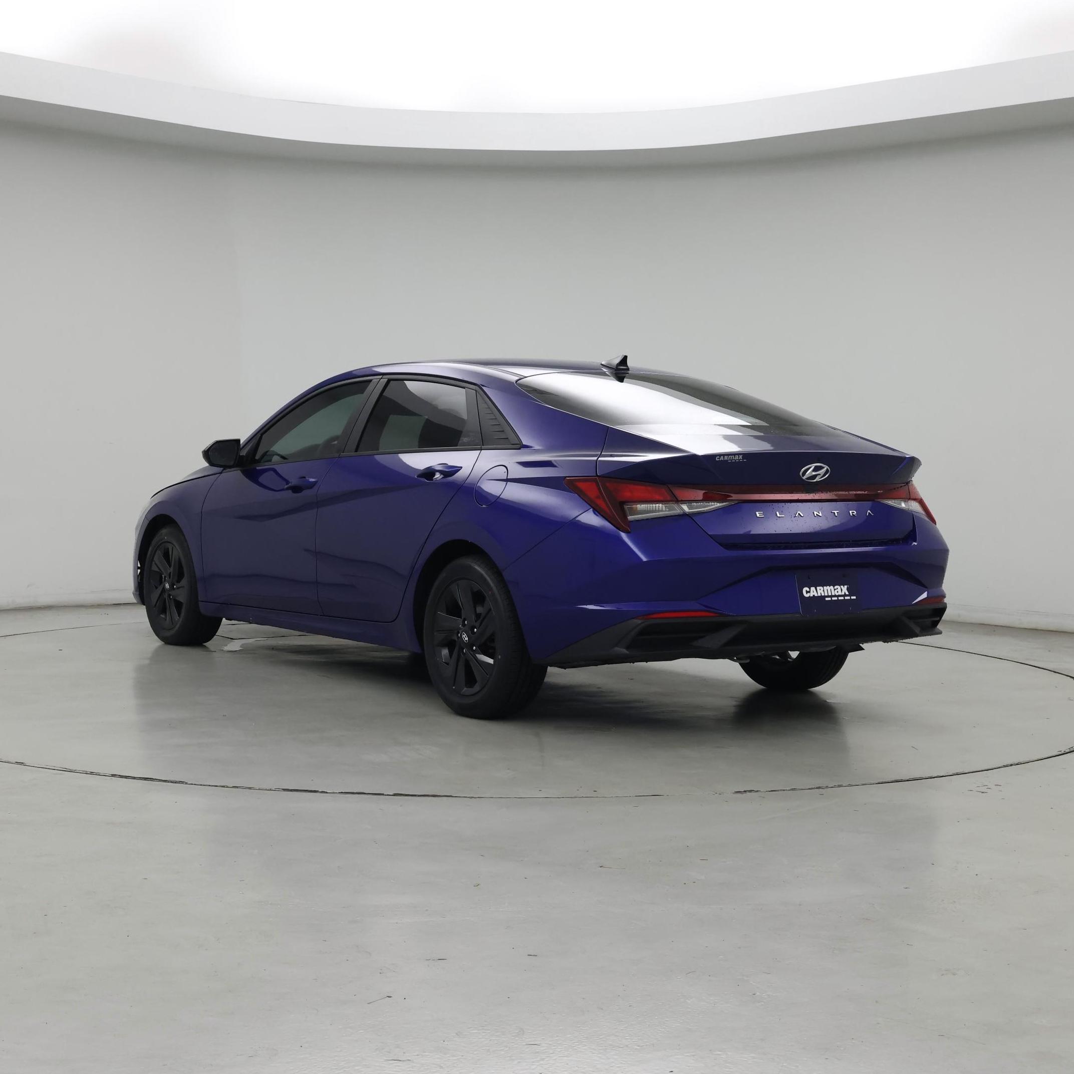 Thumbnail: 2023 Hyundai Elantra - 2