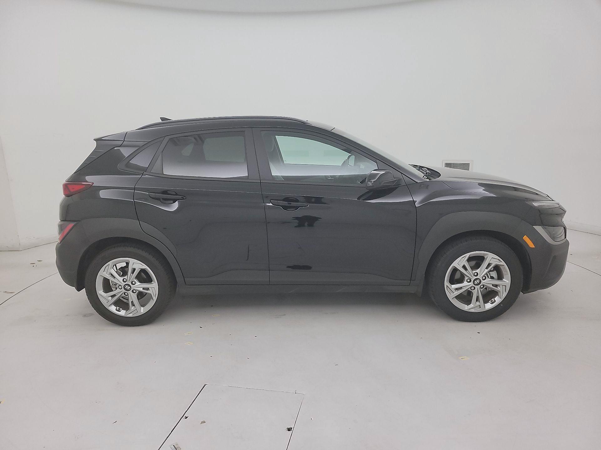 Thumbnail: 2023 Hyundai Kona - 4