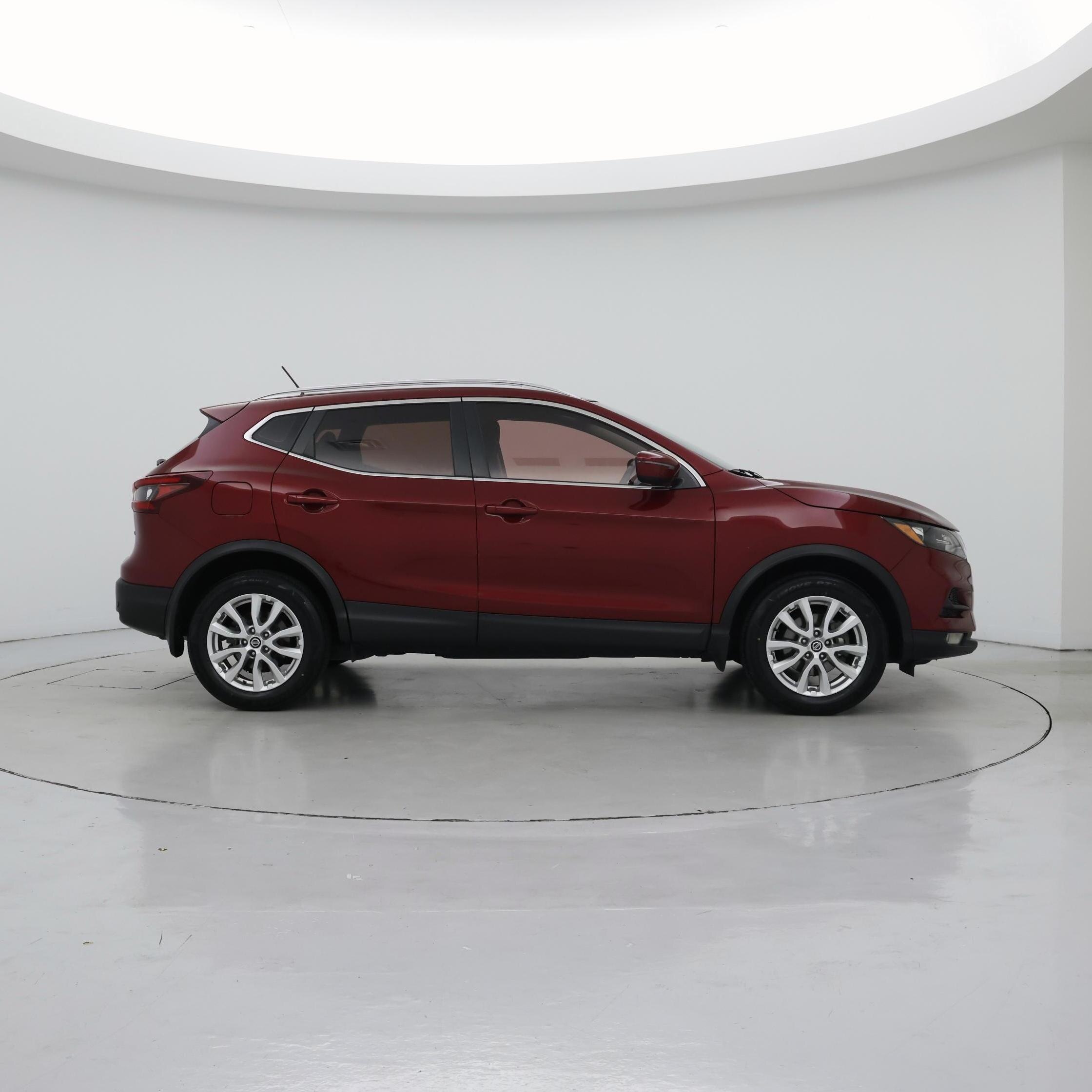 Thumbnail: 2022 Nissan Rogue Sport - 7