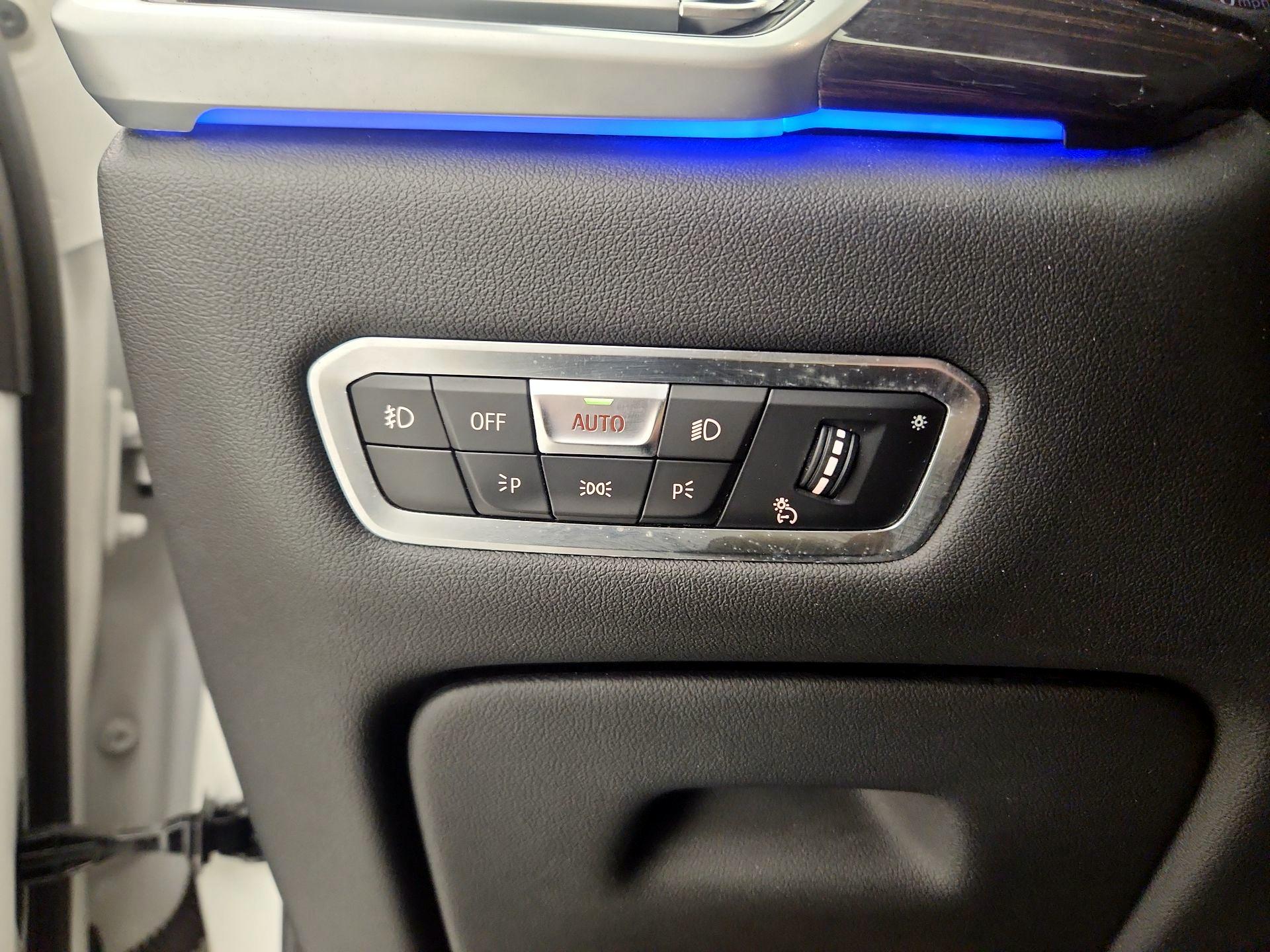 Thumbnail: 2020 BMW X5 - 13