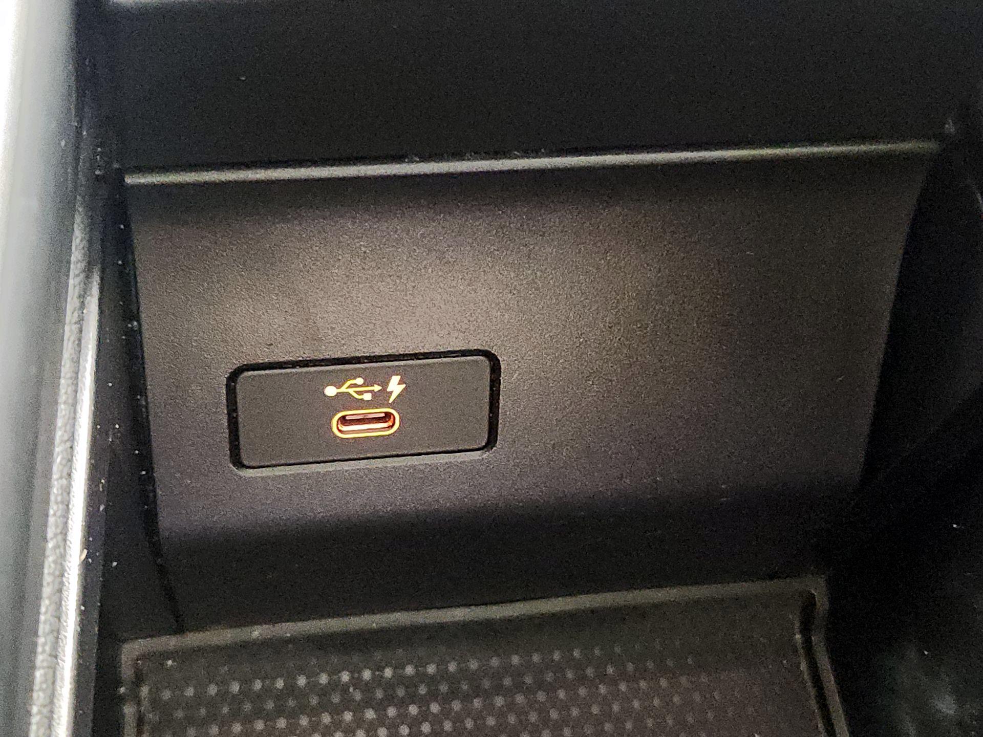 Thumbnail: 2020 BMW X5 - 19