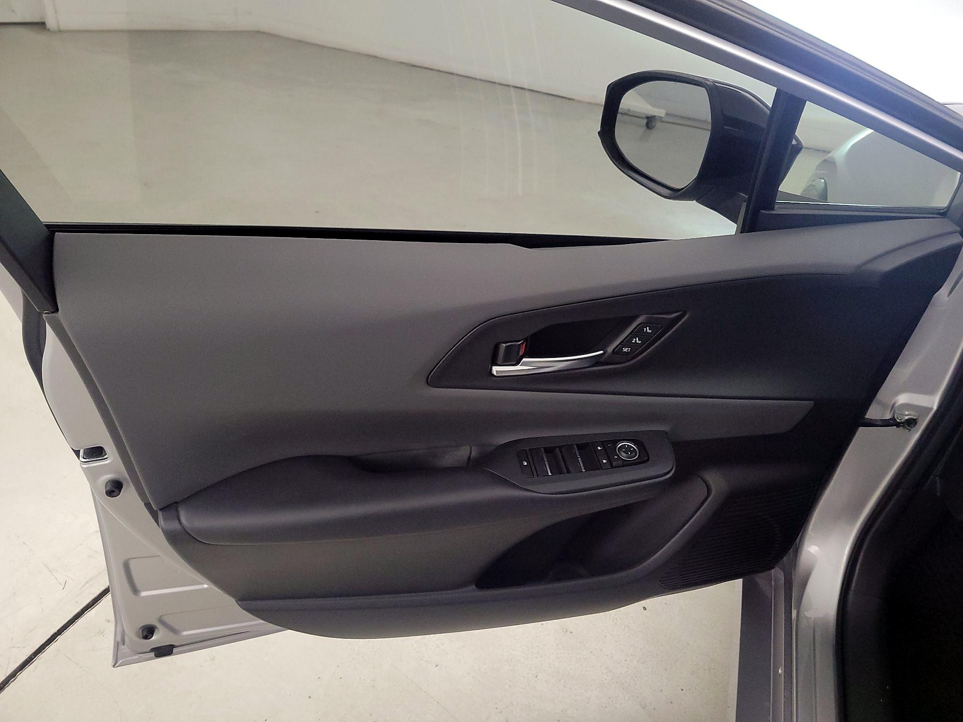 Thumbnail: 2024 Toyota Prius - 12