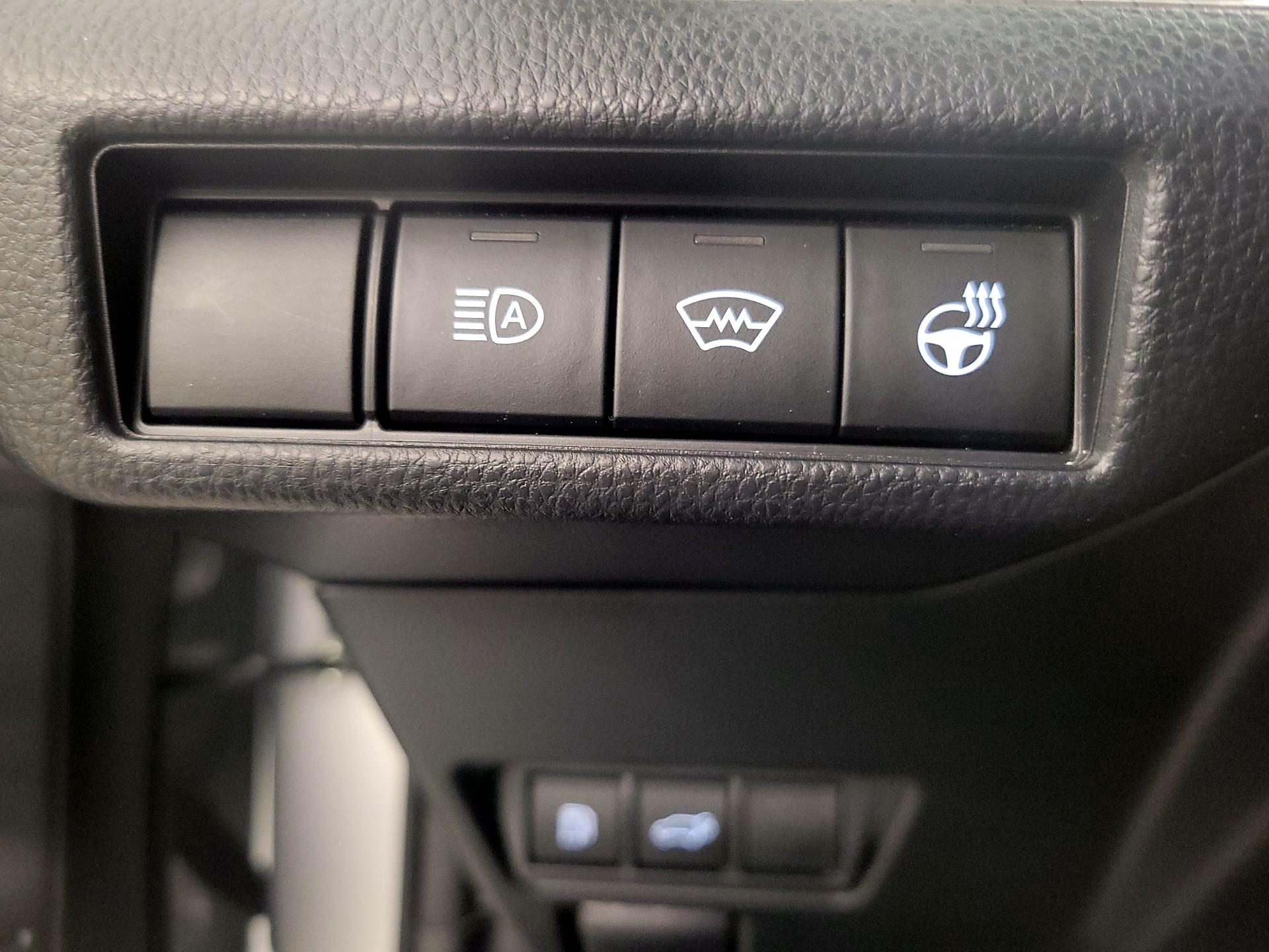 Thumbnail: 2024 Toyota Prius - 13