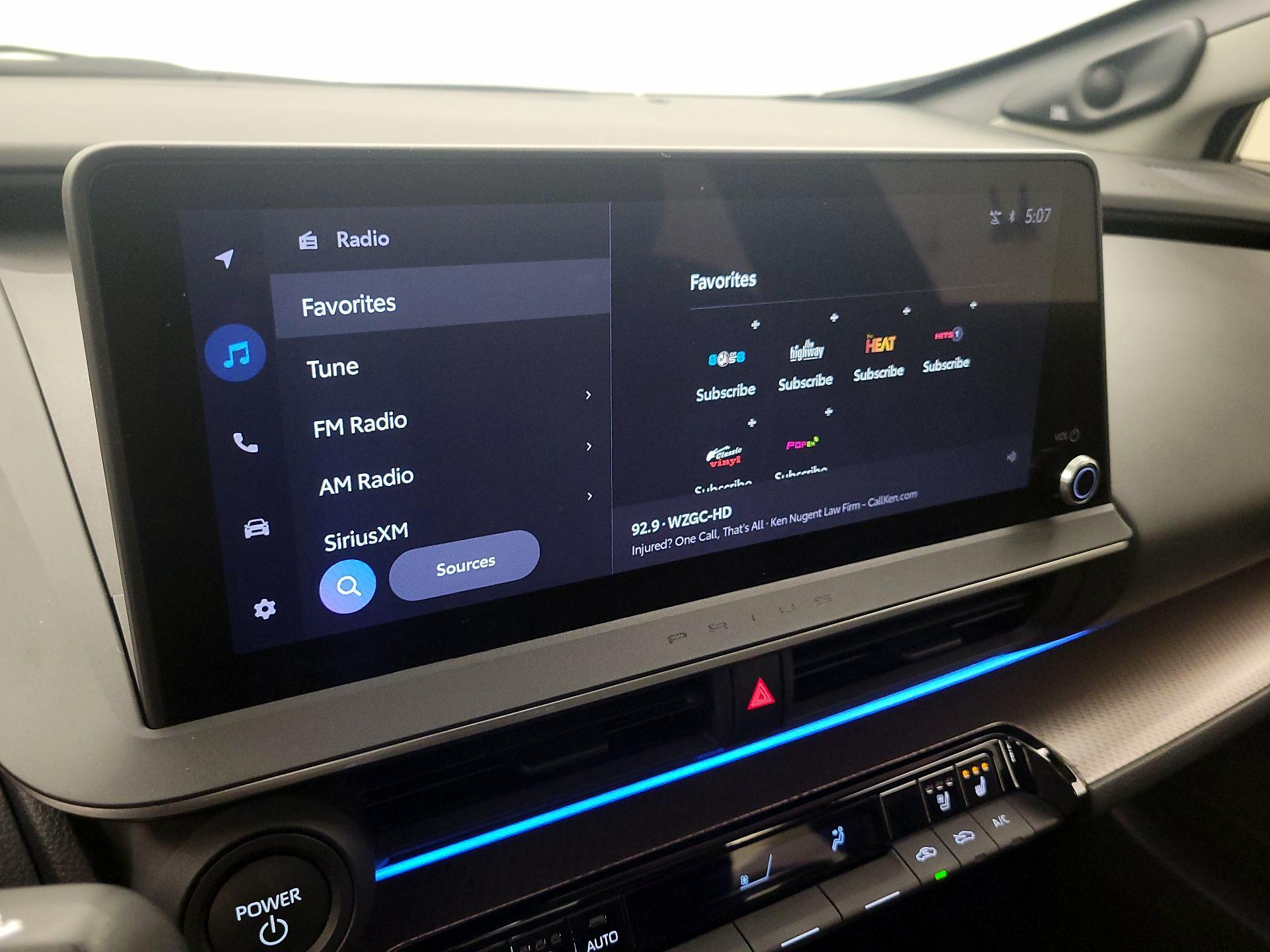 Thumbnail: 2024 Toyota Prius - 15
