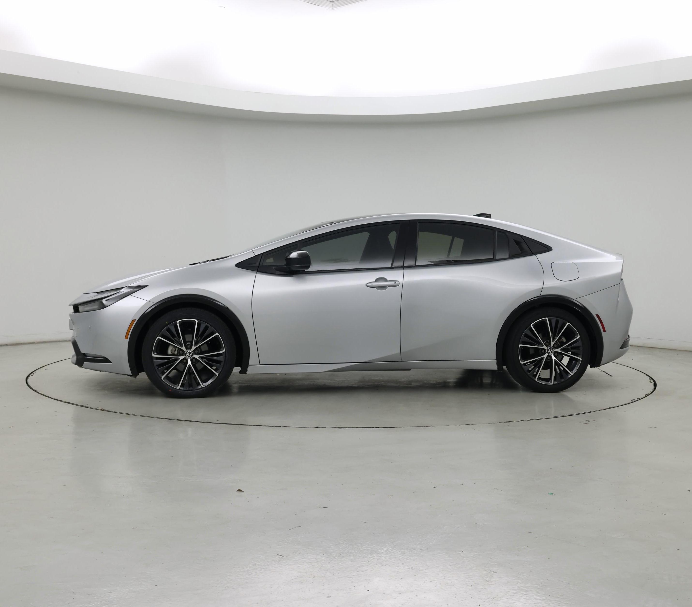 Thumbnail: 2024 Toyota Prius - 3