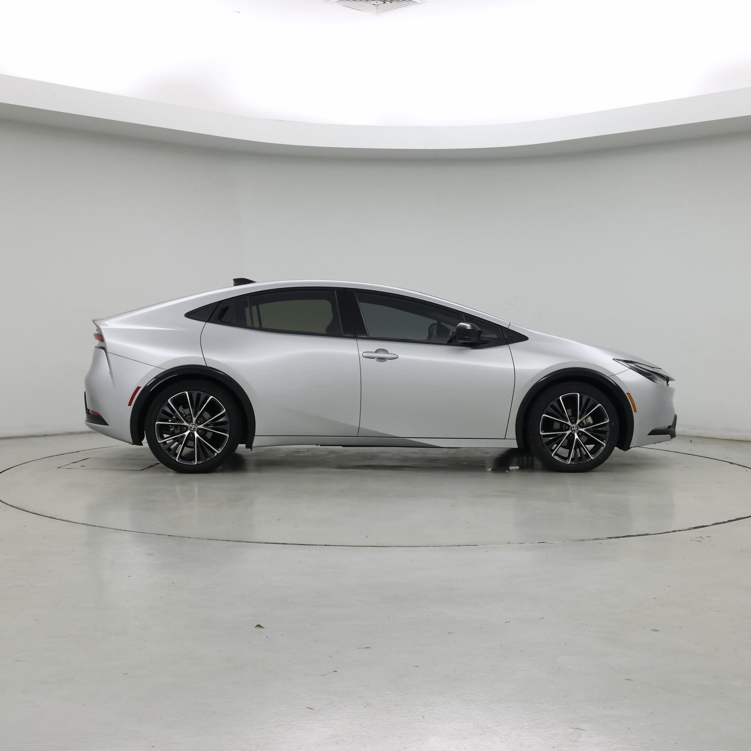 Thumbnail: 2024 Toyota Prius - 7