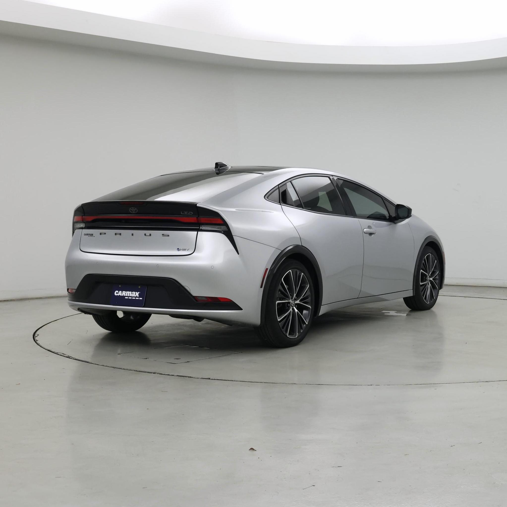 Thumbnail: 2024 Toyota Prius - 8