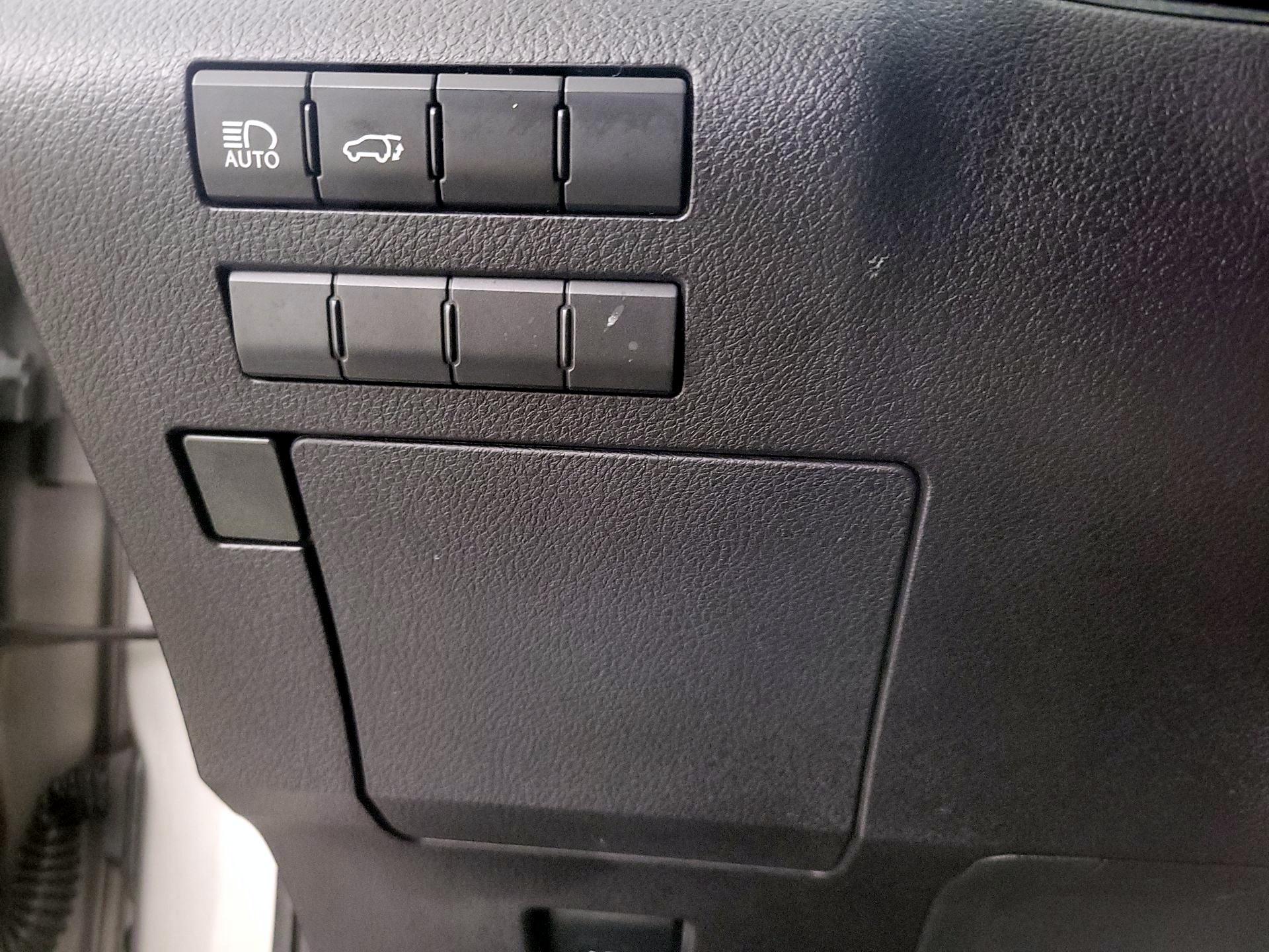 Thumbnail: 2021 Lexus RX - 13