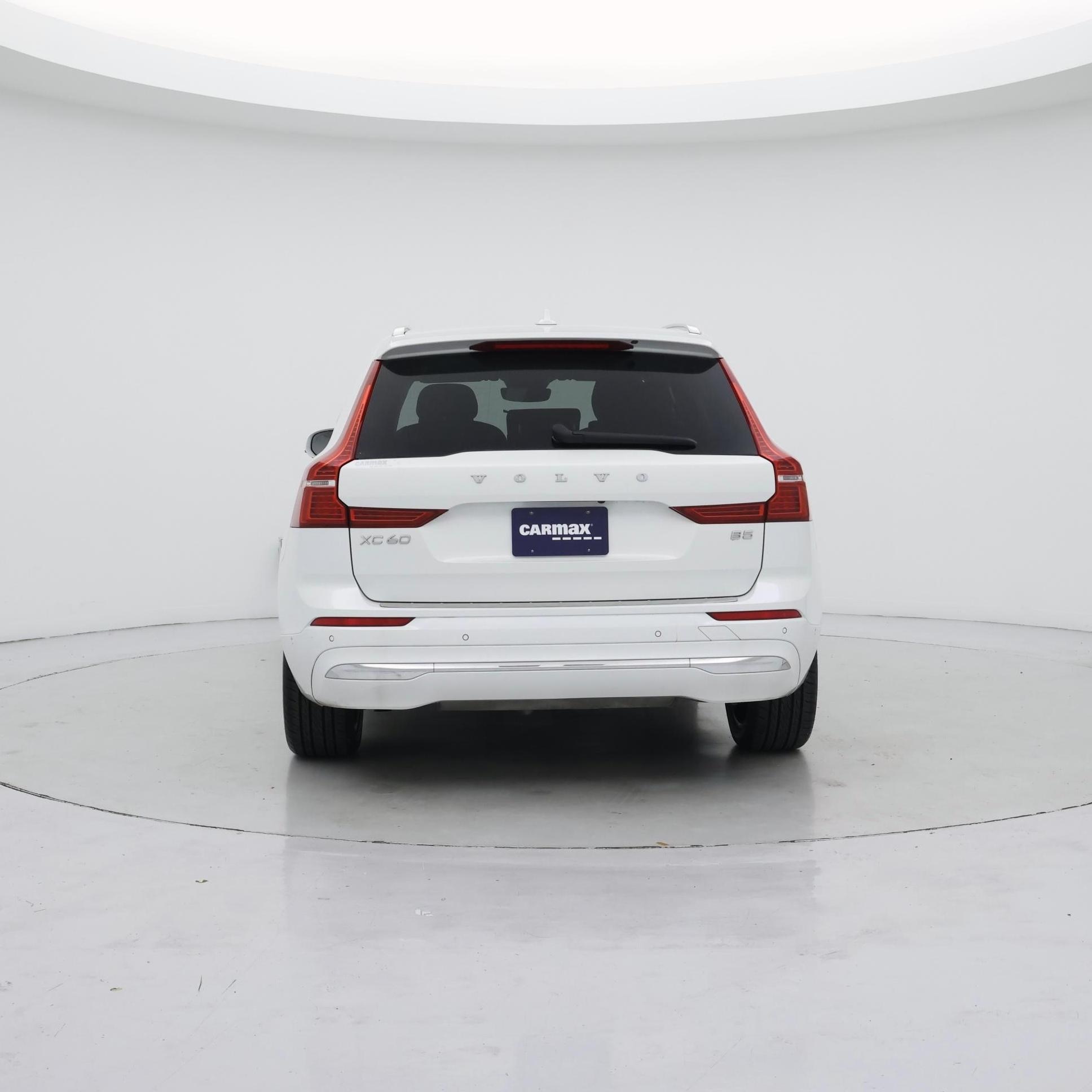 Thumbnail: 2023 Volvo XC60 - 6