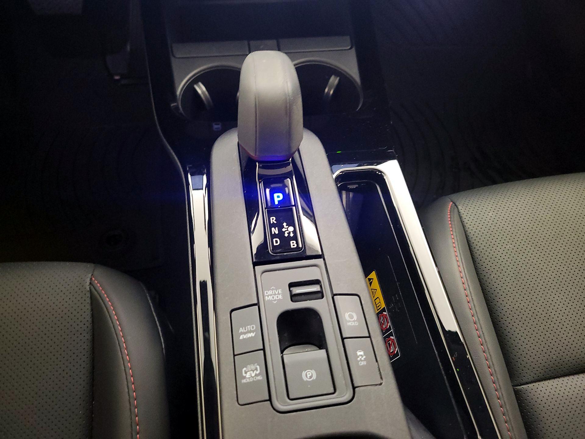 Thumbnail: 2024 Toyota Prius Prime - 17