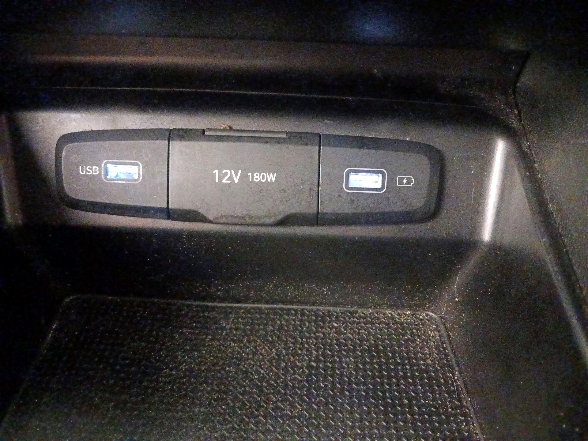 Thumbnail: 2023 Hyundai Santa Cruz - 18