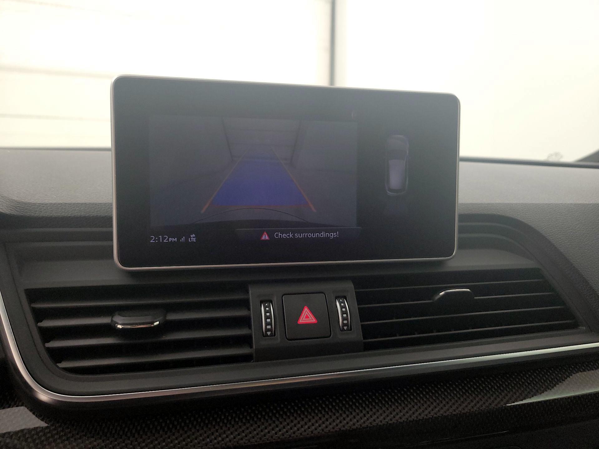 Thumbnail: 2020 Audi SQ5 - 15