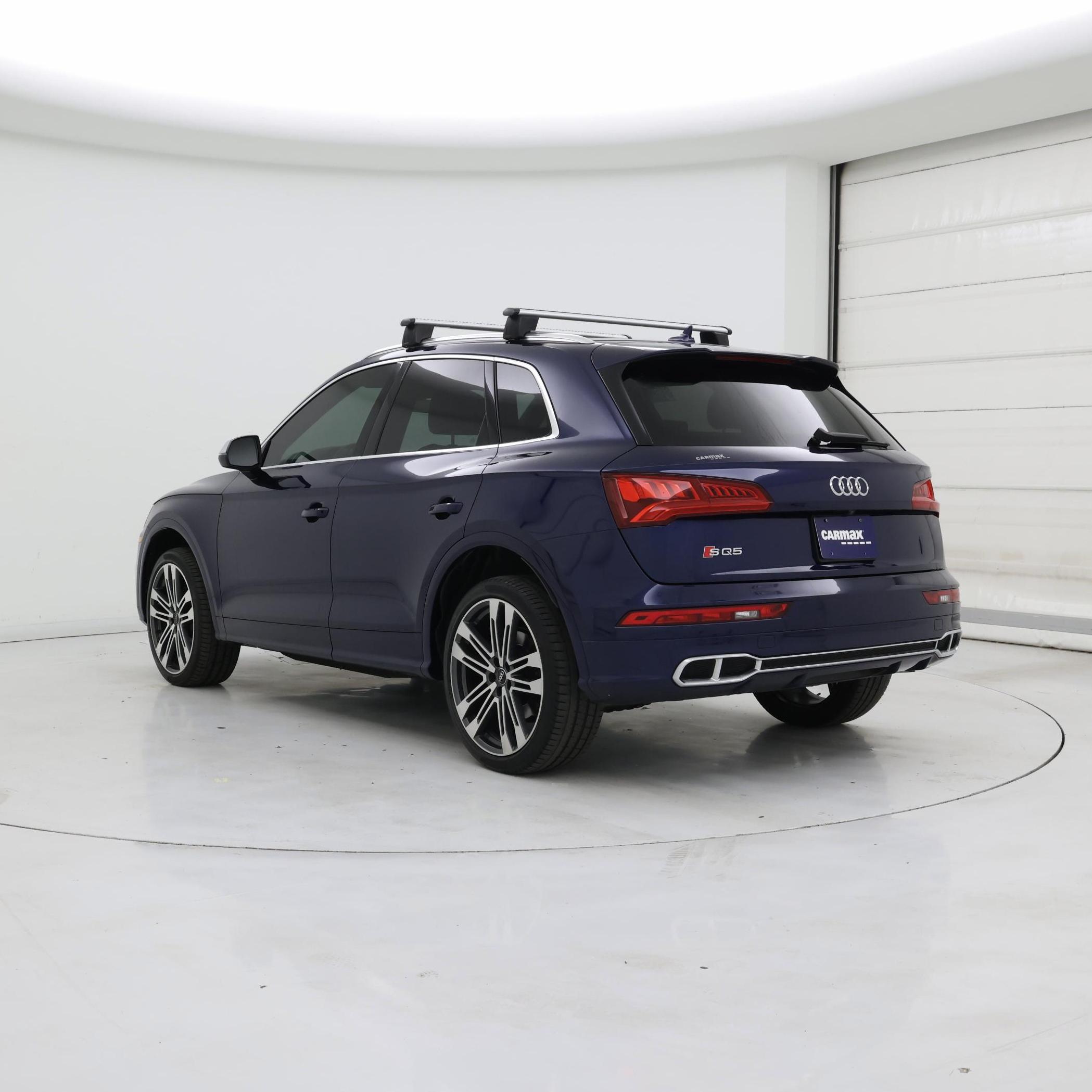 Thumbnail: 2020 Audi SQ5 - 2