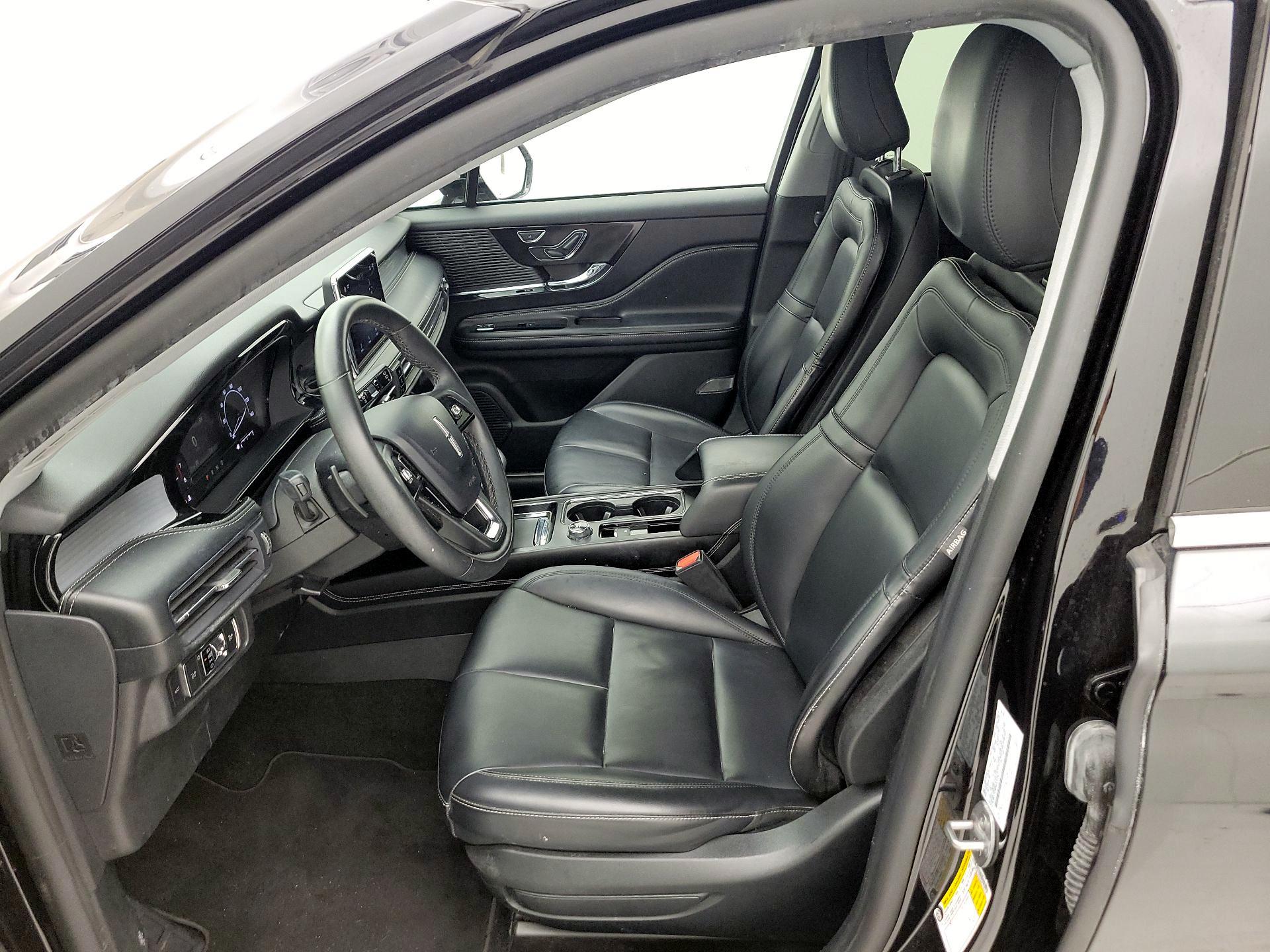 Thumbnail: 2022 Lincoln Corsair - 11