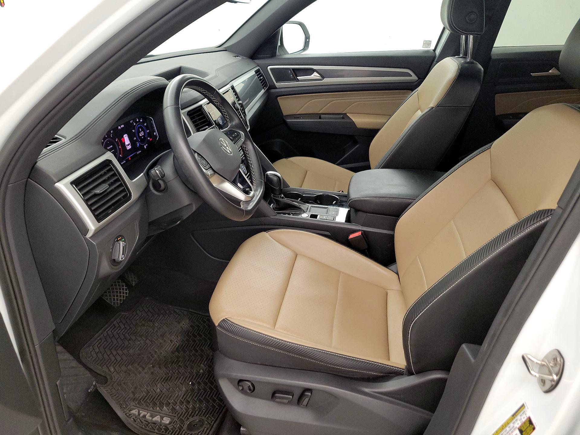 Thumbnail: 2022 Volkswagen Atlas - 11