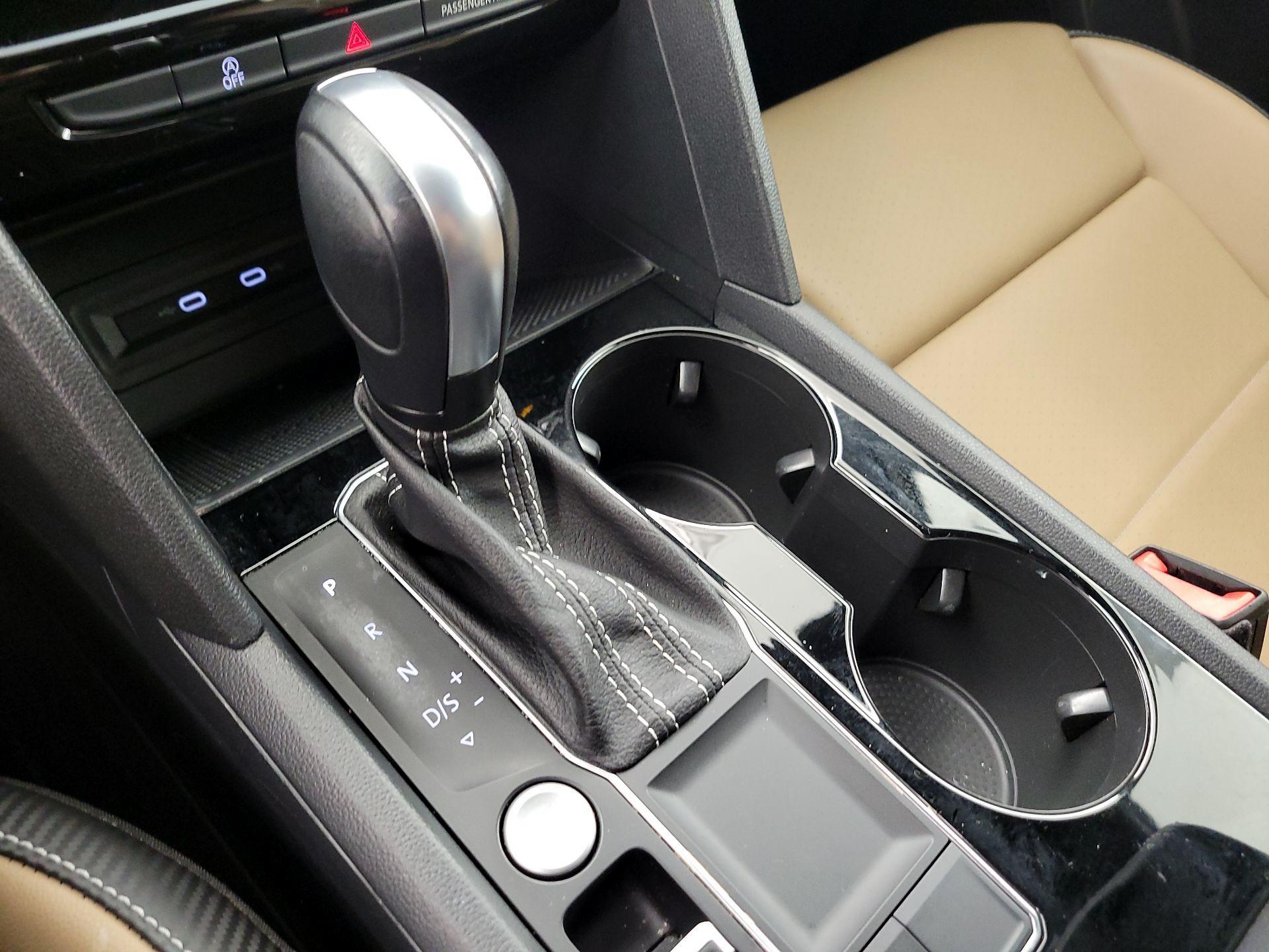 Thumbnail: 2022 Volkswagen Atlas - 17