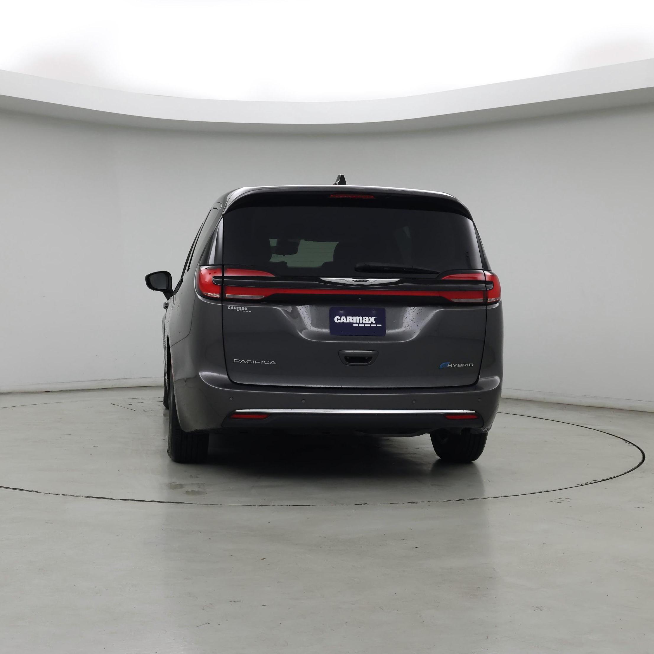 Thumbnail: 2023 Chrysler Pacifica - 6