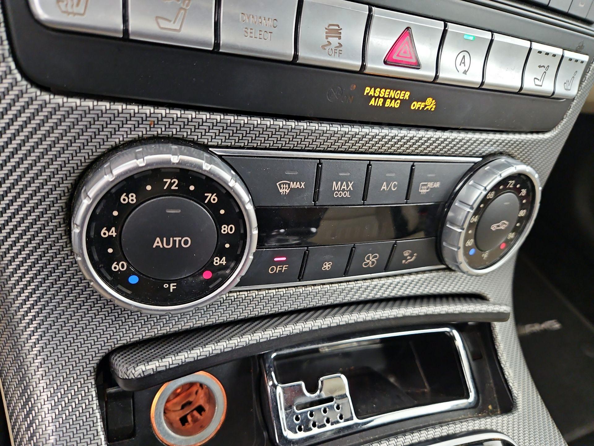 Thumbnail: 2019 Mercedes-Benz SLC - 17