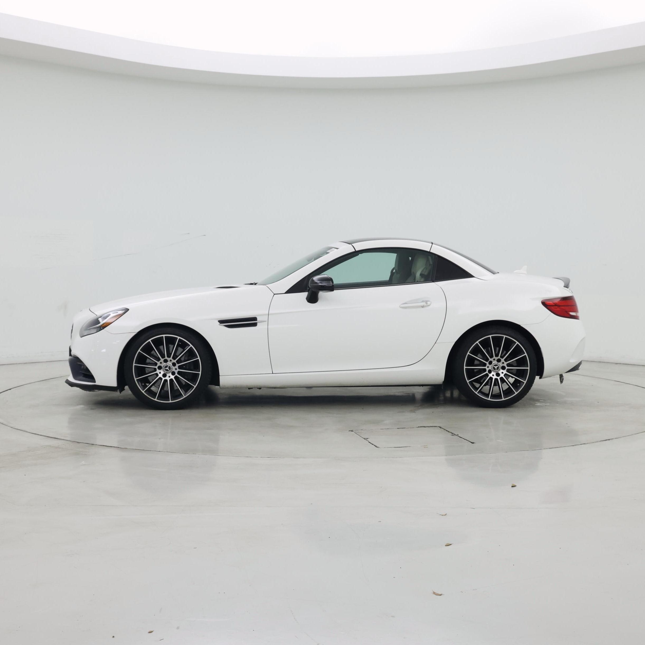 Thumbnail: 2019 Mercedes-Benz SLC - 3