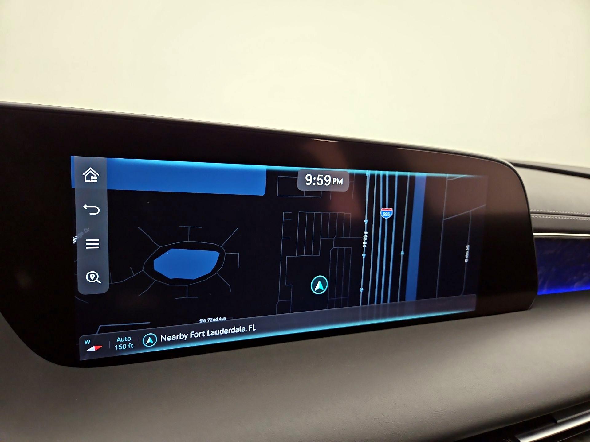 Thumbnail: 2023 Genesis G90 - 14