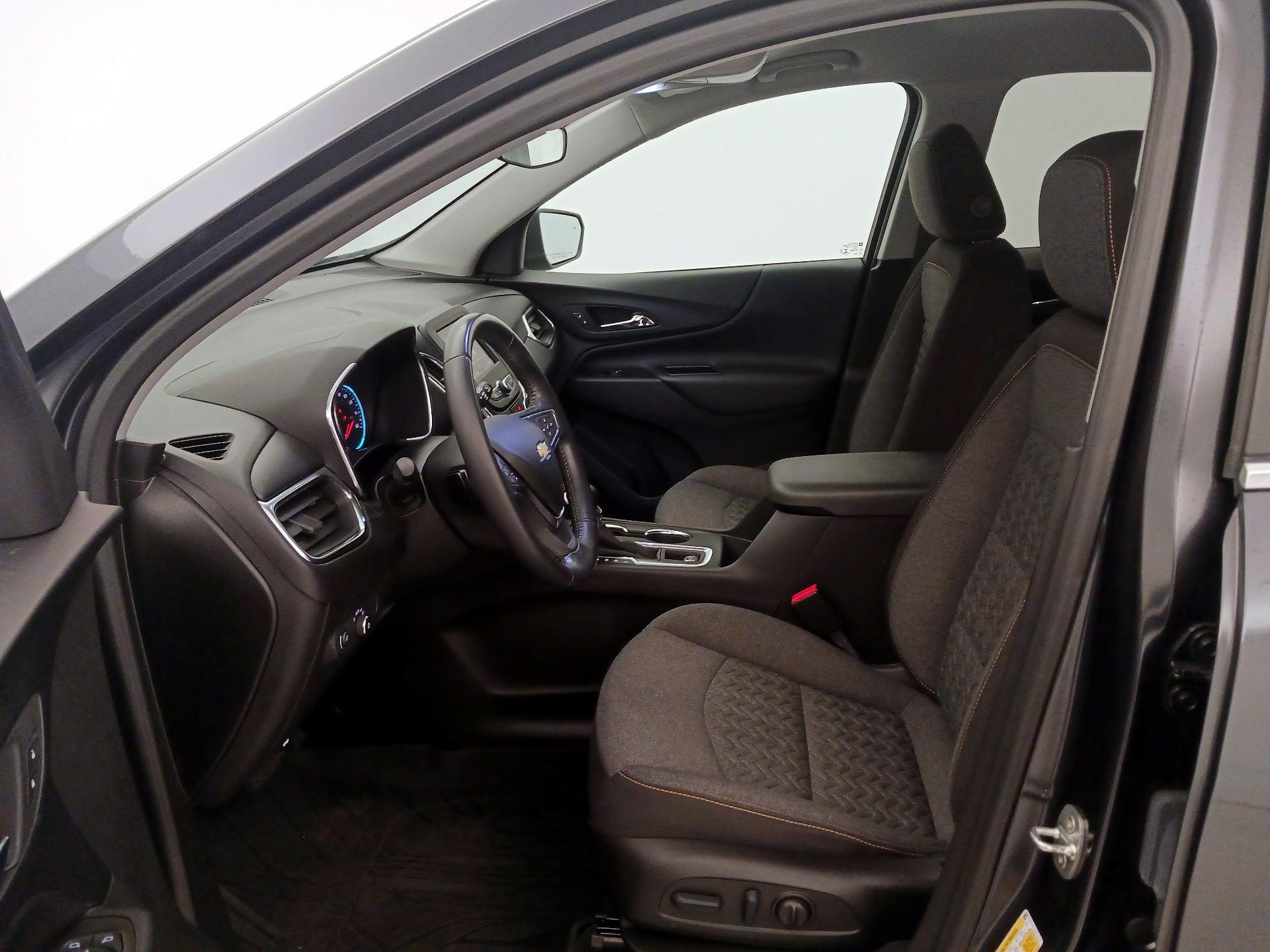 Thumbnail: 2022 Chevrolet Equinox - 11