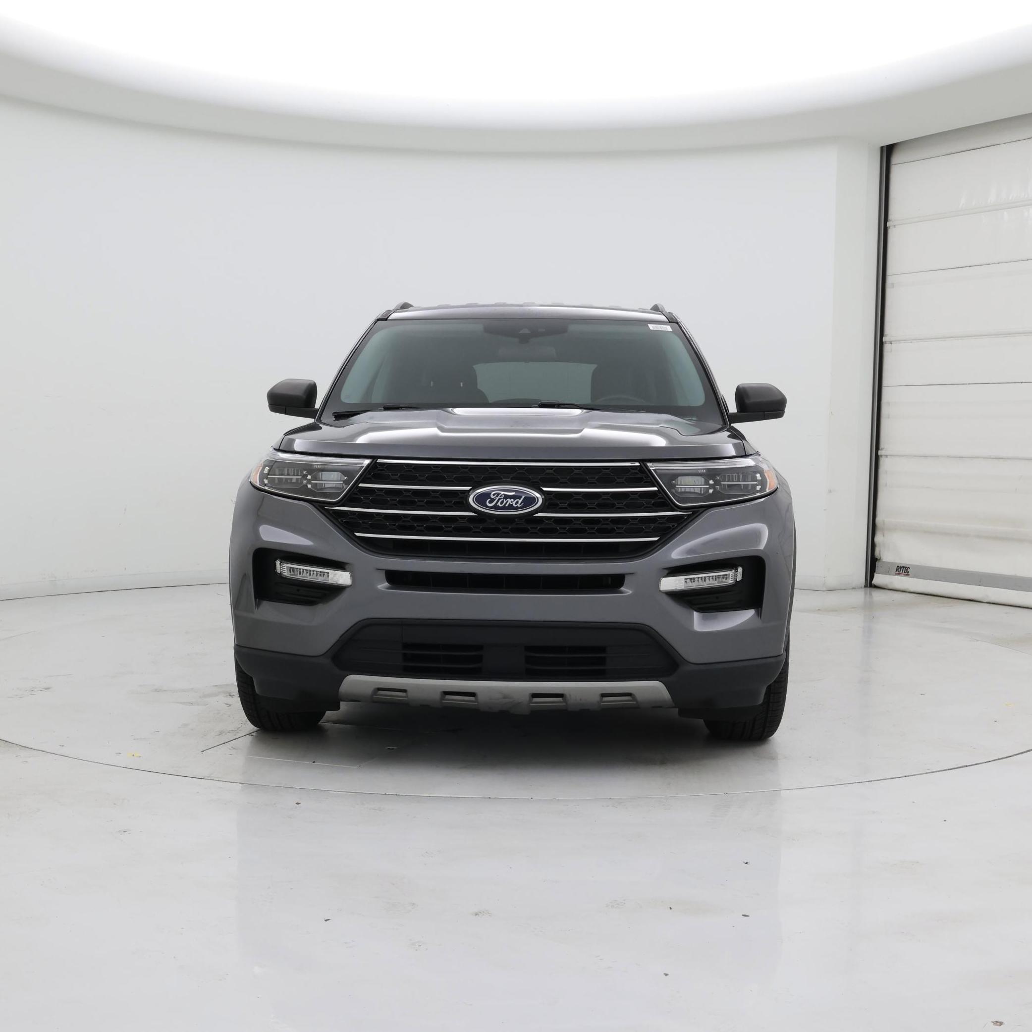 Thumbnail: 2022 Ford Explorer - 5